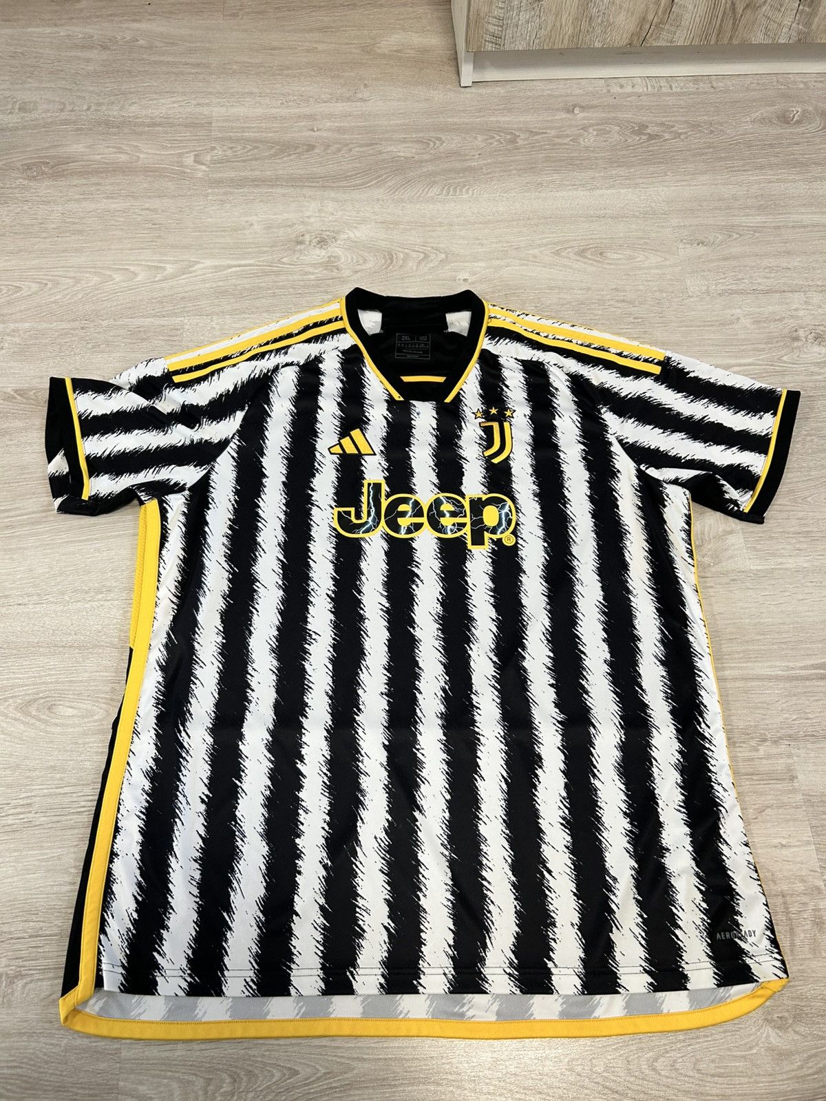 Adidas JUVENTUS 2023 2024 HOME JERSEY FOOTBALL SHIRT ADIDAS MEN Size US XXL / EU 58 / 5 - 1 Thumbnail