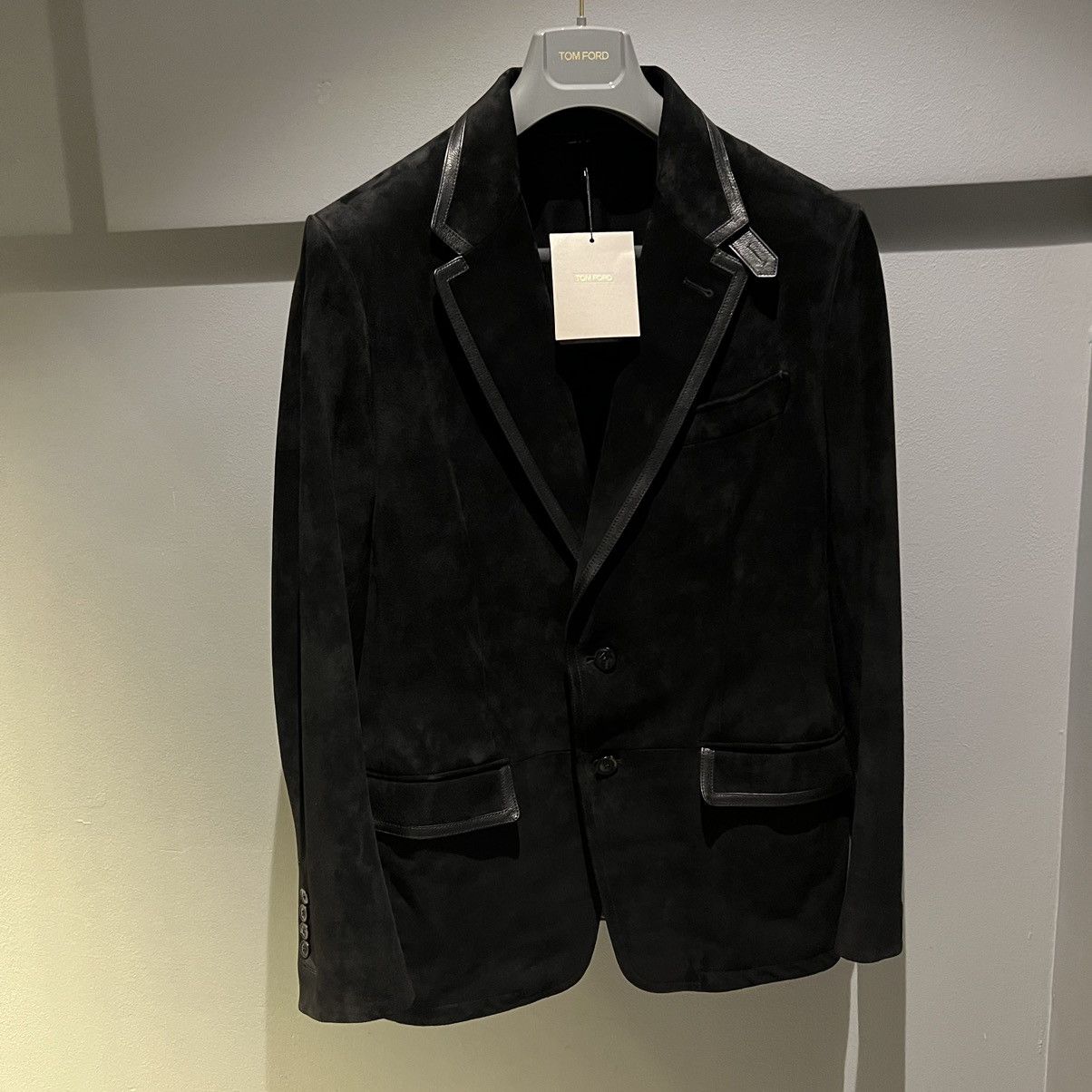 image of Tom Ford Suede Blazer In Large in Black, Men's