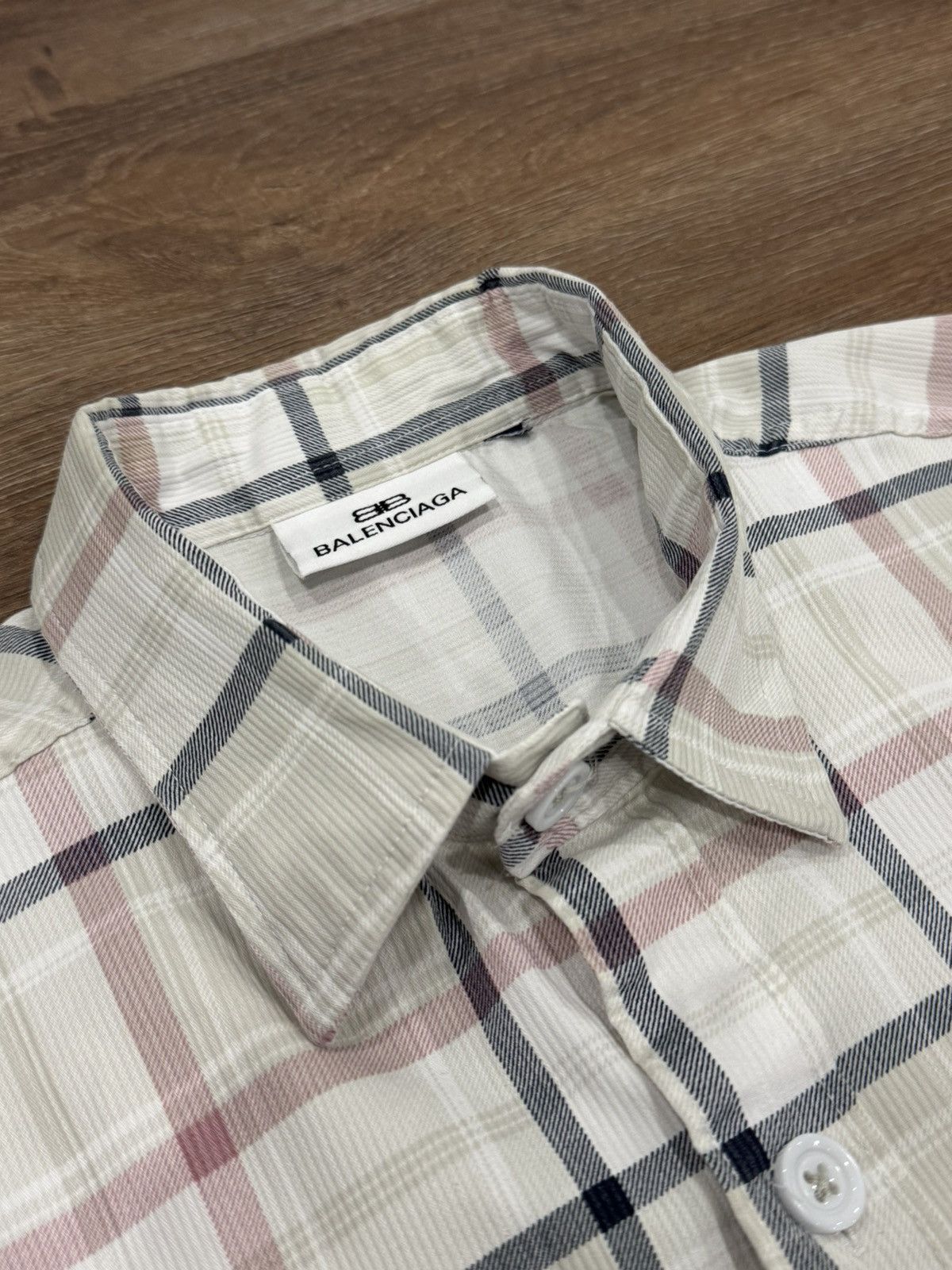 Balenciaga Balenciaga Short Sleeve Plaid Button-Down Shirt Size US S / EU 44-46 / 1 - 5 Thumbnail