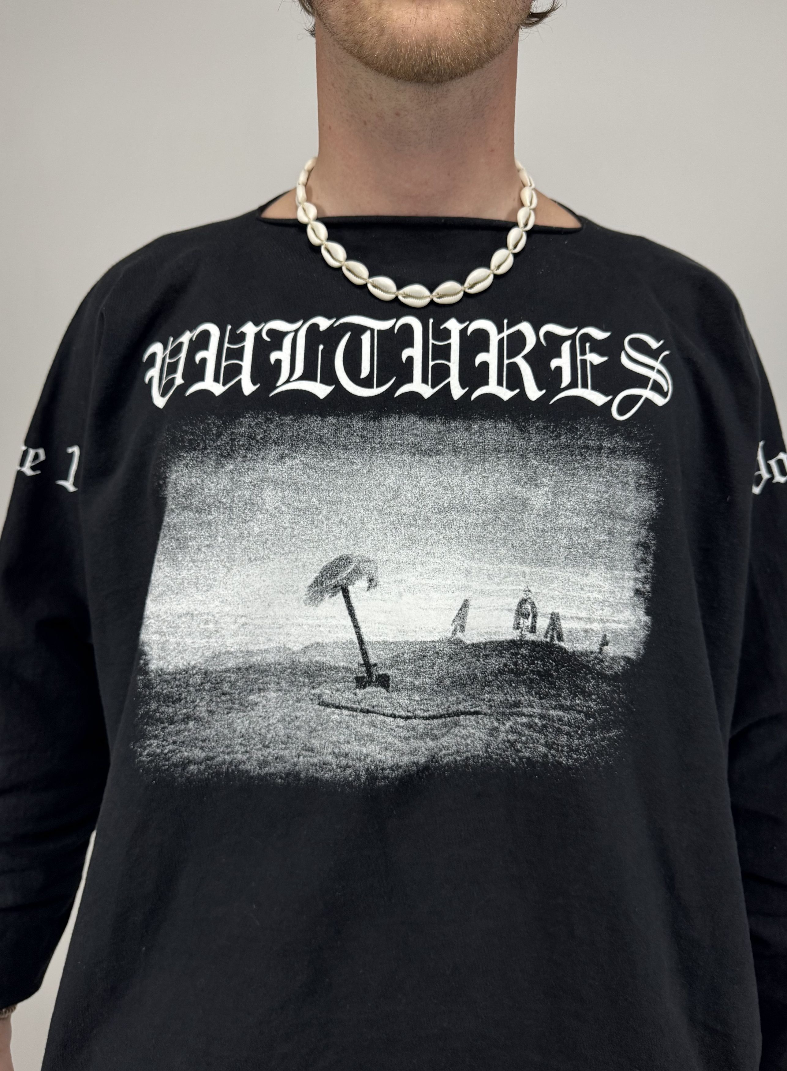 Kanye West Vultures 1 Tour Longsleeve Size US L / EU 52-54 / 3 - 3 Thumbnail