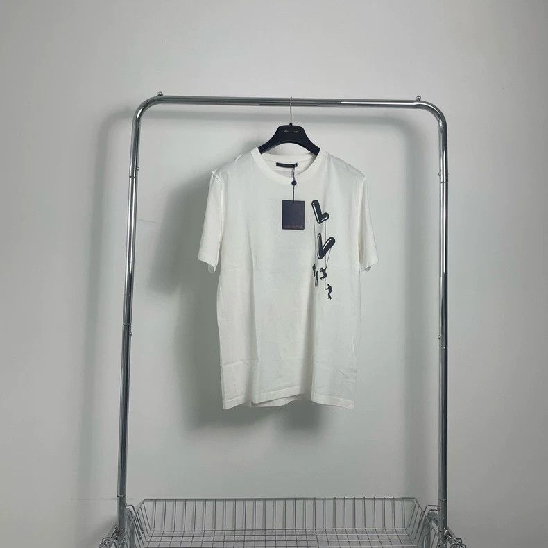 Louis Vuitton Louis Vuitton Paratrooper logo short sleeve Size US XXL / EU 58 / 5 - 1 Thumbnail
