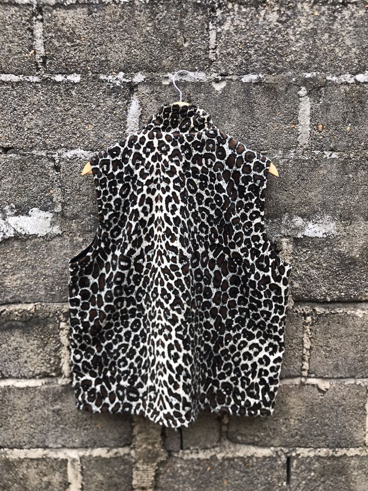 Japanese Brand ⚡️Vintage Leopard Print Reversable Vest Jacket Size US L / EU 52-54 / 3 - 5 Thumbnail