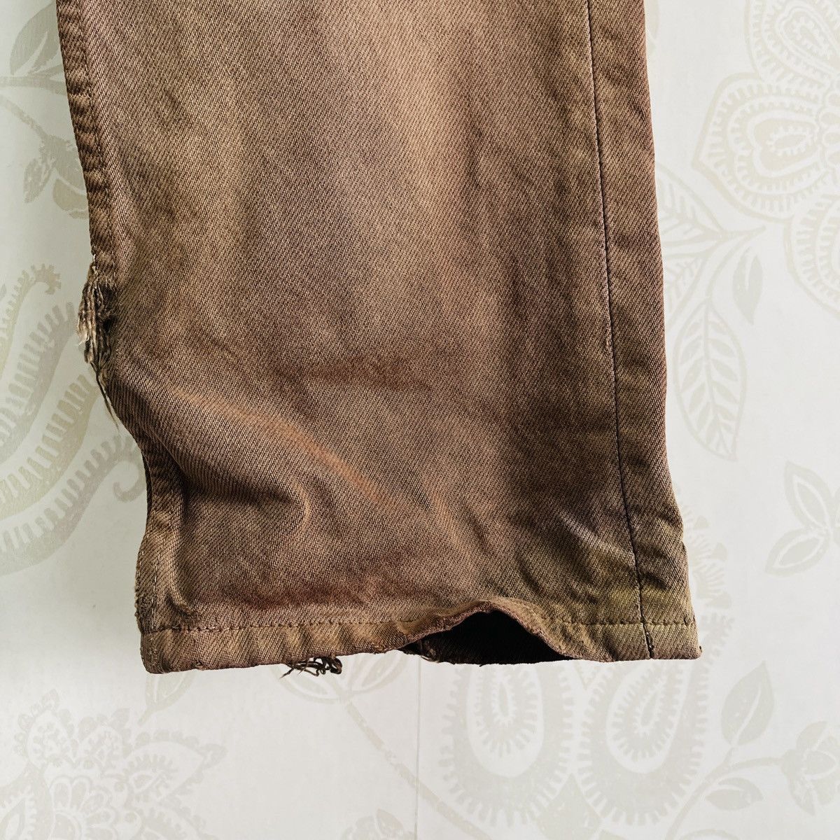 Levi's Vintage Clothing Distressed Vintage Levis 501 Buttonfly Faded Jeans Size US 29 - 11 Thumbnail