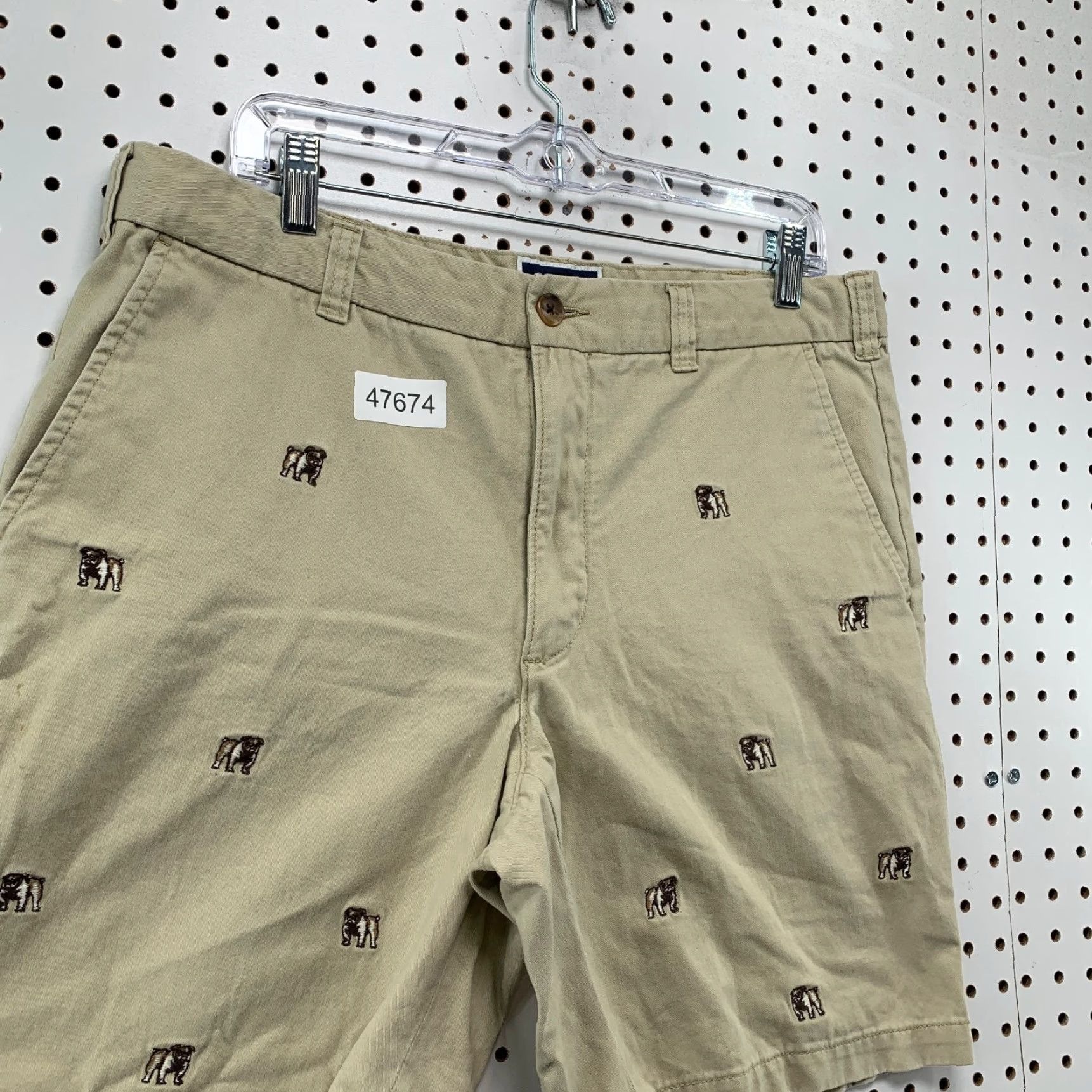 Club Room Club Room Shorts Mens 34 Khaki Embroidered All Over Preppy Casual 35x9 Bulldogs Size US 34 / EU 50 - 6 Thumbnail