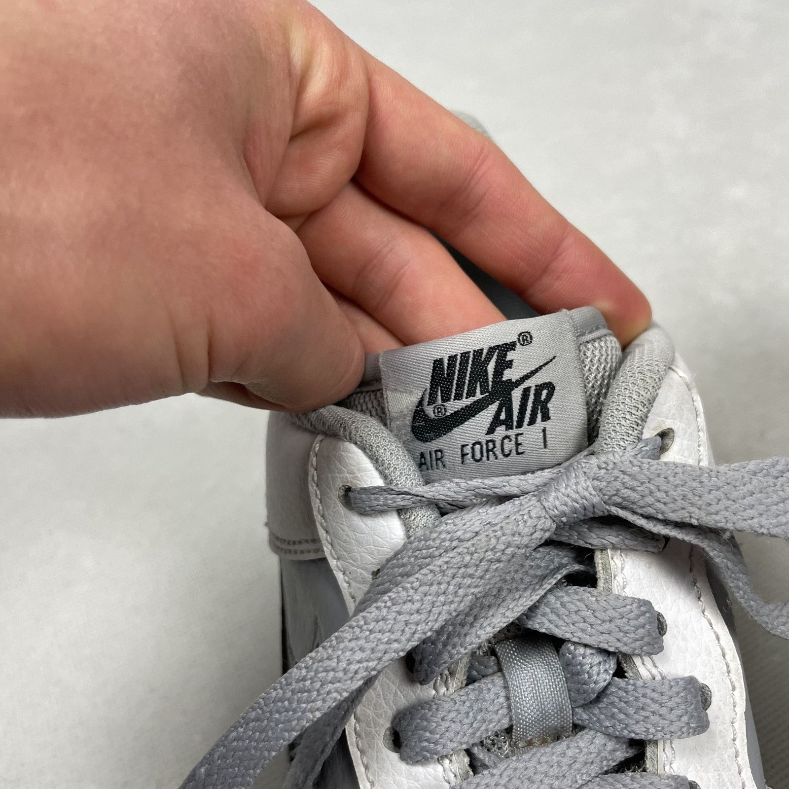 Nike Nike Air Force 1 '07 LV8 DV3501-100 Mens White Gray Shoes 9 Size US 9 / EU 42 - 10 Thumbnail