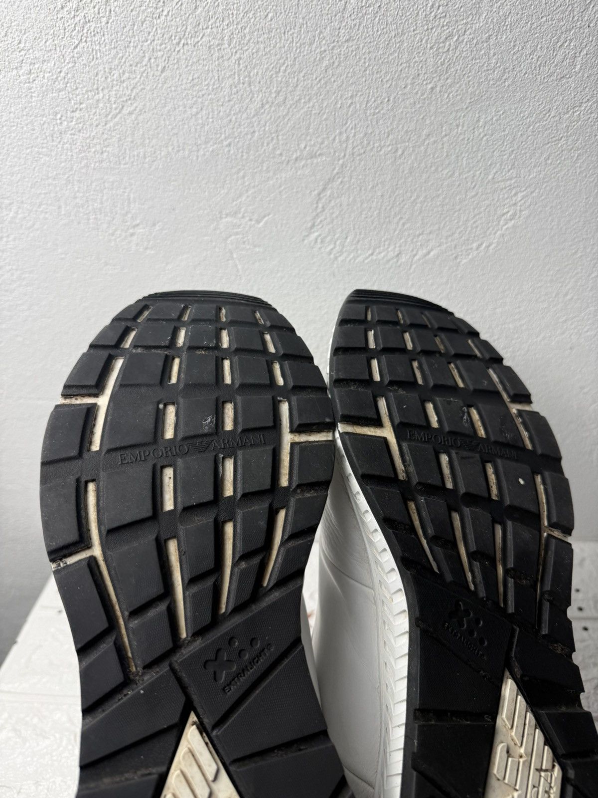Emporio Armani Emporio Armani Men US9 UK8 EUR42 Sneakers White Leather Size US 9 / EU 42 - 11 Thumbnail