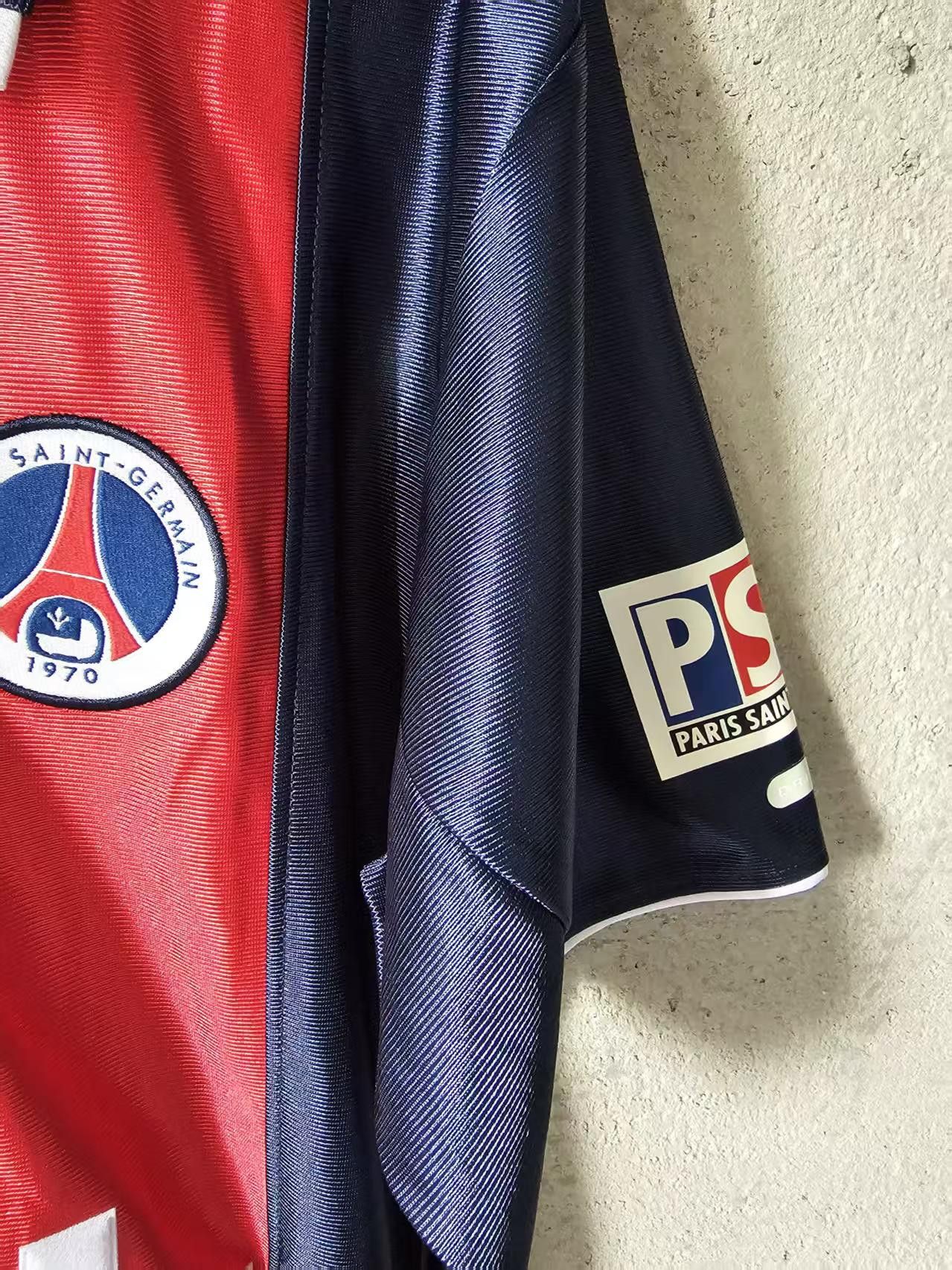 Other PSG 21 Ronaldinho Jersey Size US S / EU 44-46 / 1 - 5 Thumbnail