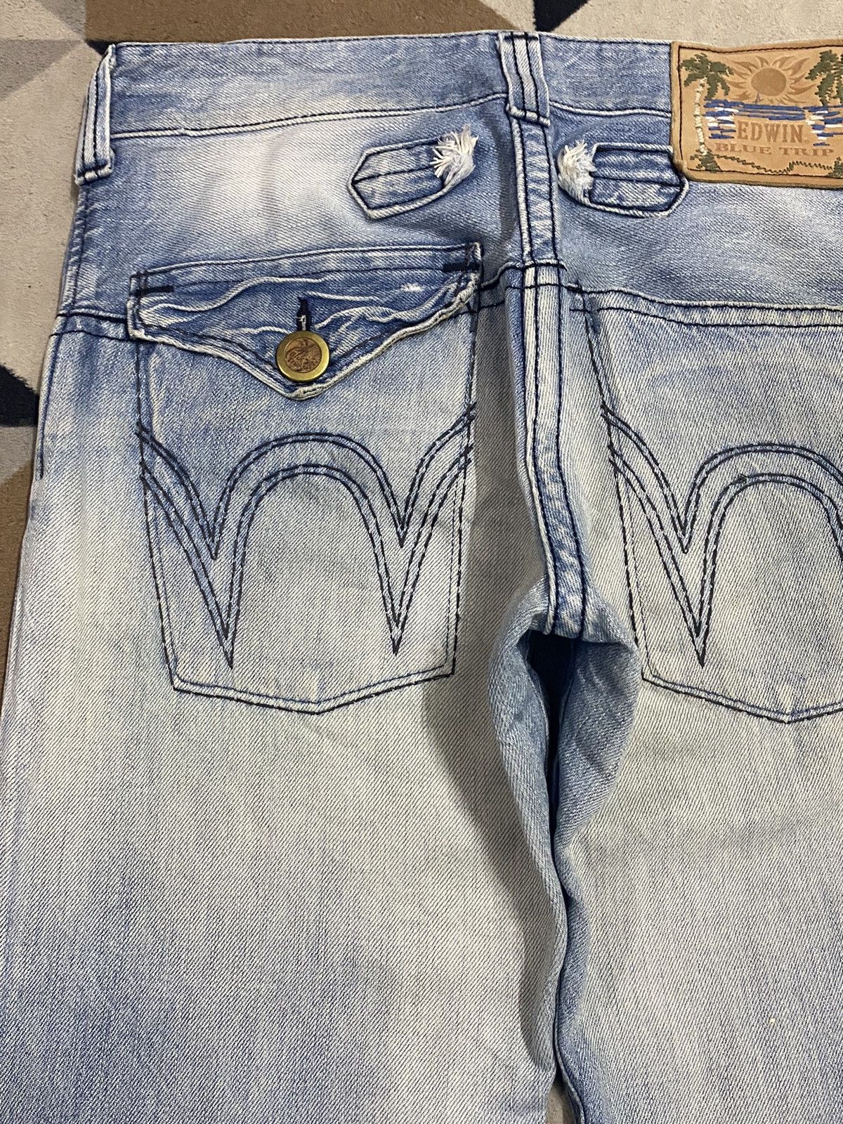 Edwin Vintage Edwin Blue Trip Faded Wash Distressed Jeans Size US 32 / EU 48 - 5 Thumbnail