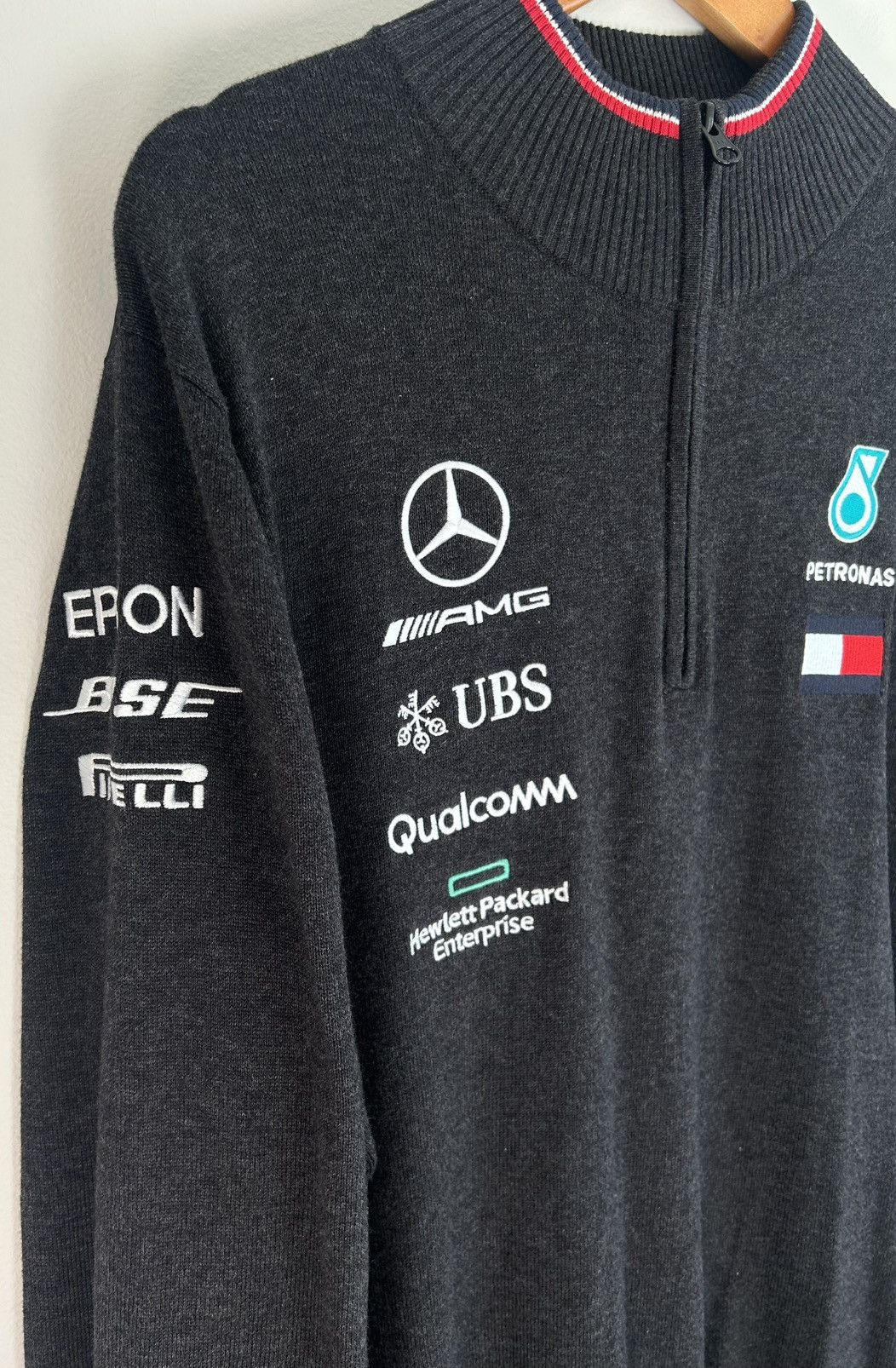 Mercedes-Benz Mercedes AMG Petronas Motorsport F1T Team 2019 Official m Size US XL / EU 56 / 4 - 3 Thumbnail