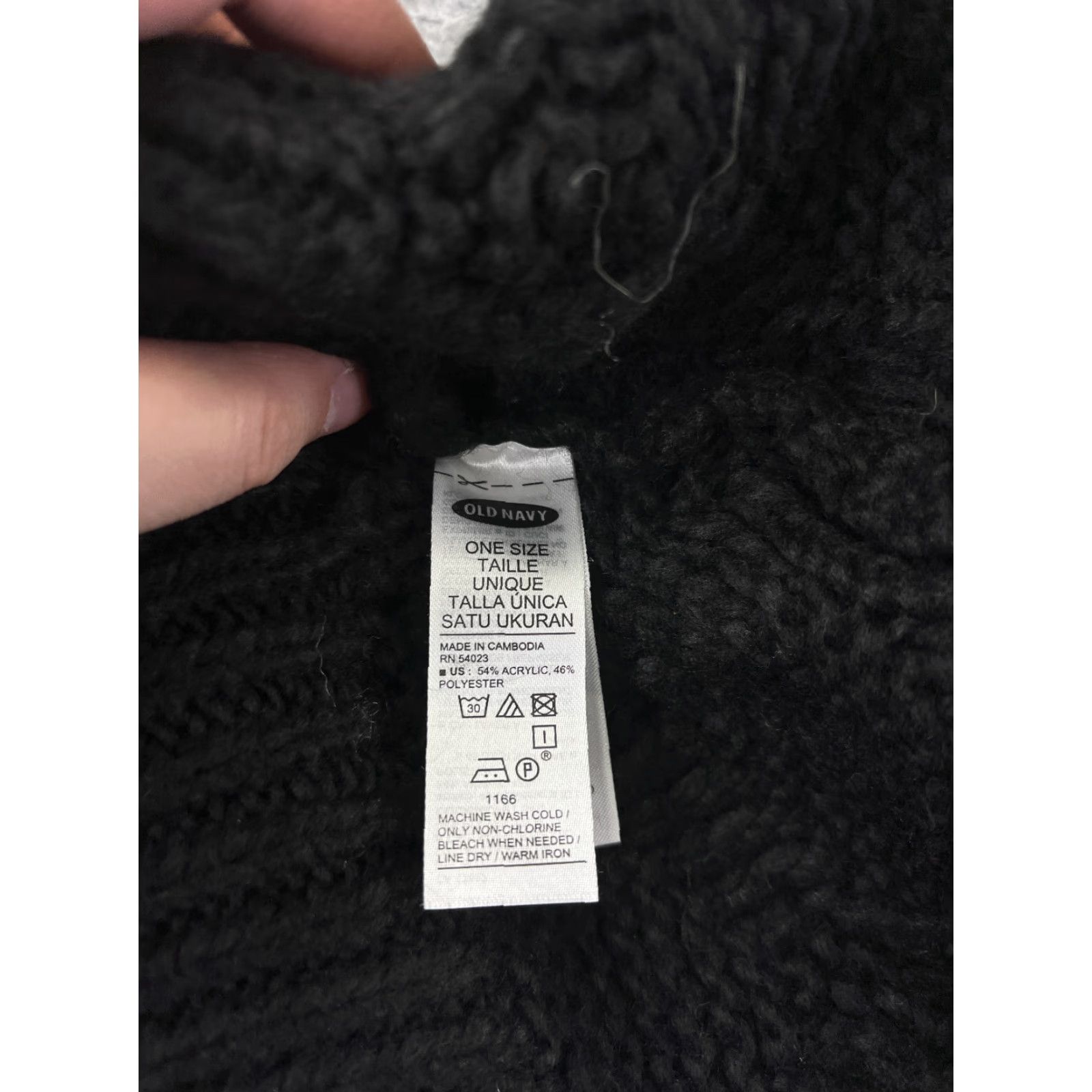 Old Navy Old Navy Beanie Womens One Size Black Knit Acrylic Polyester Blend Pom Toque Size ONE SIZE - 6 Thumbnail
