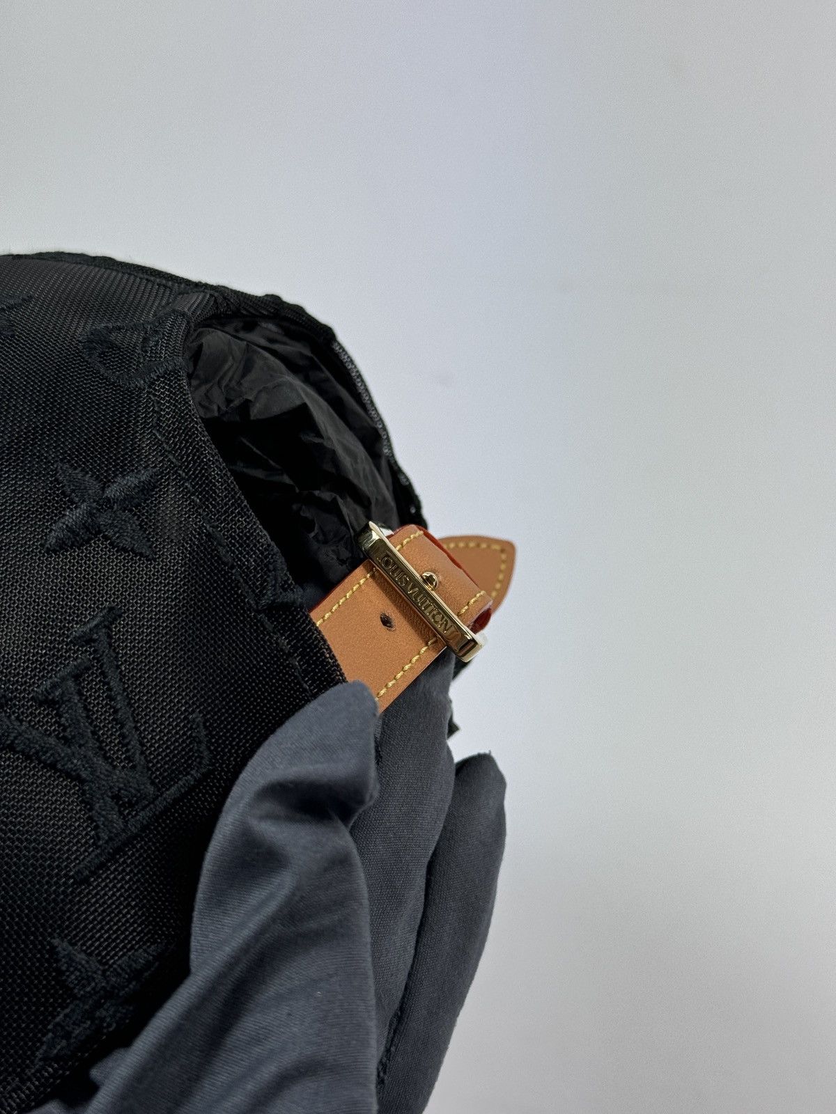 Louis Vuitton TOURIST VS PURIST MESH MONOGRAM CAP SIZE 58 Size ONE SIZE - 6 Thumbnail
