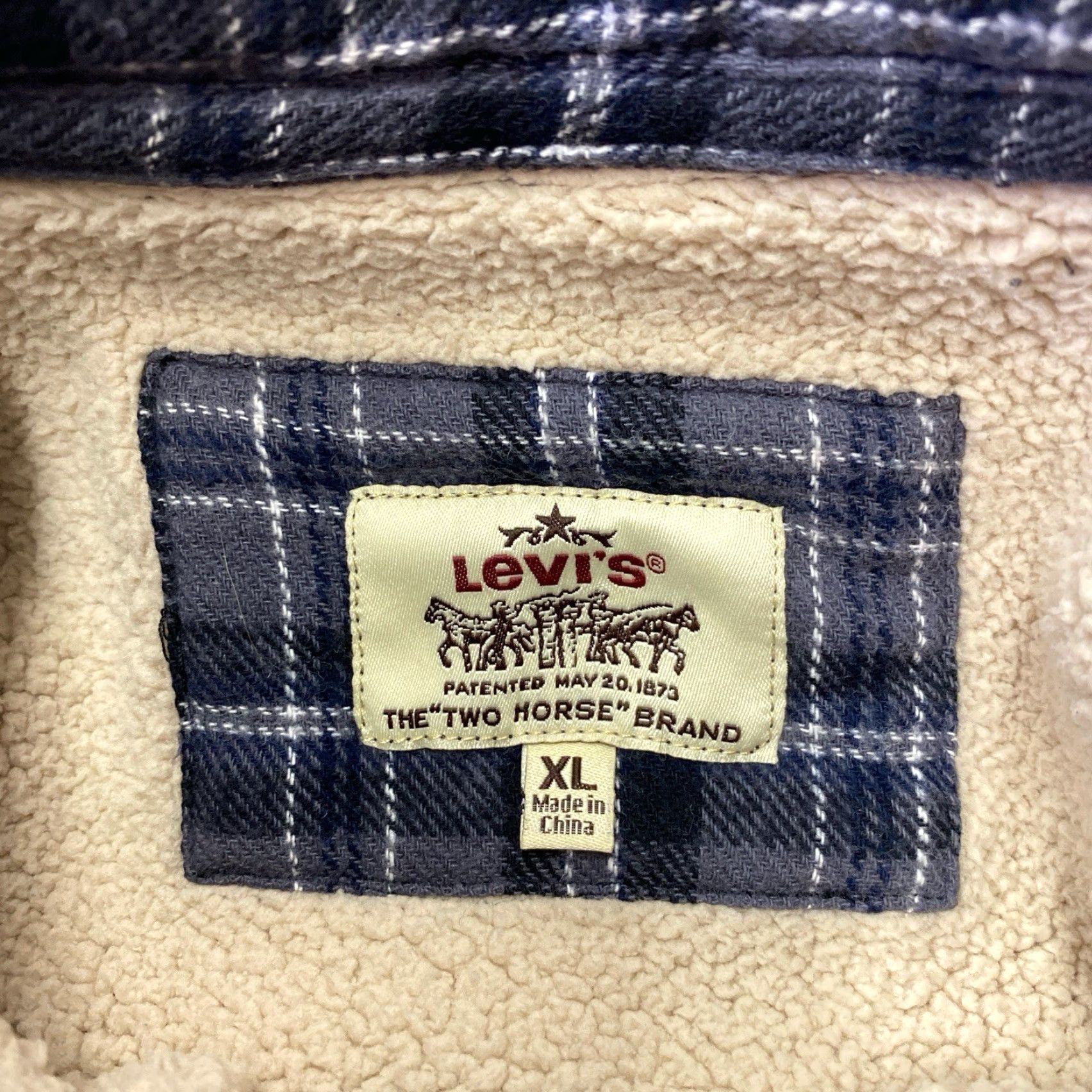 Levi's VINTAGE Levi's Flannel Shirt Button XL BLUE Mens Long Sleeve Lined Classic Quality Size US XL / EU 56 / 4 - 3 Thumbnail