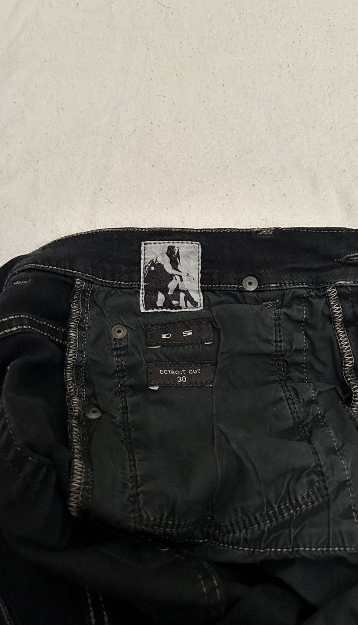 Rick Owens Drkshdw Rick Owens Drkshdw wax denim Size US 30 / EU 46 - 2 Thumbnail