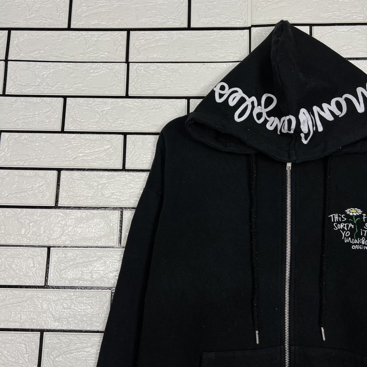 Japanese Brand MARK GONZALES Artwork Collection Zipper Hoodies #4187-C191 Size US M / EU 48-50 / 2 - 6 Thumbnail