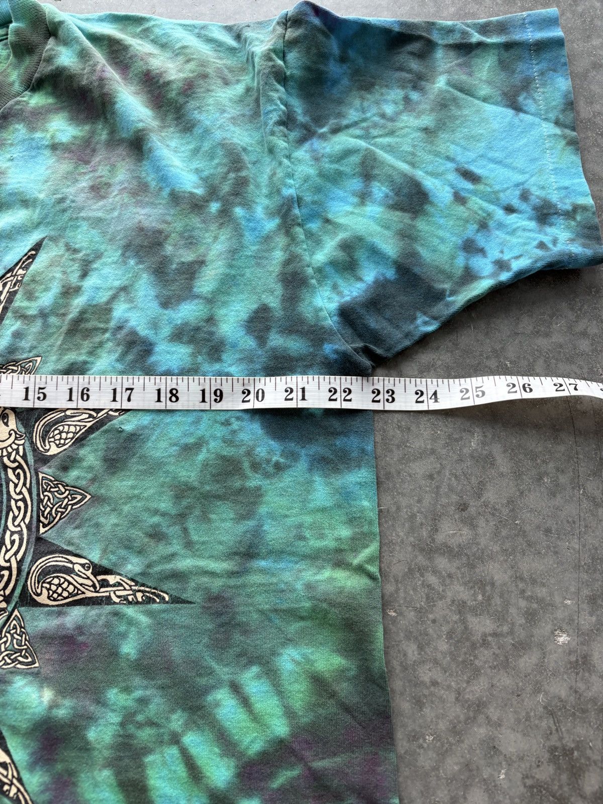 Vintage Vintage 90s Living in Skin Tie Dye Celtic Graphic Tee Size US XL / EU 56 / 4 - 13 Thumbnail