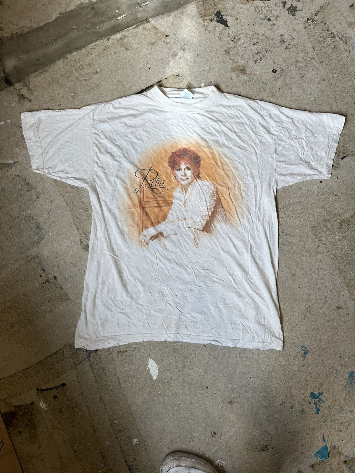 image of Vintage Reba Tour T-Shirt 1999 in White, Men's (Size XL)