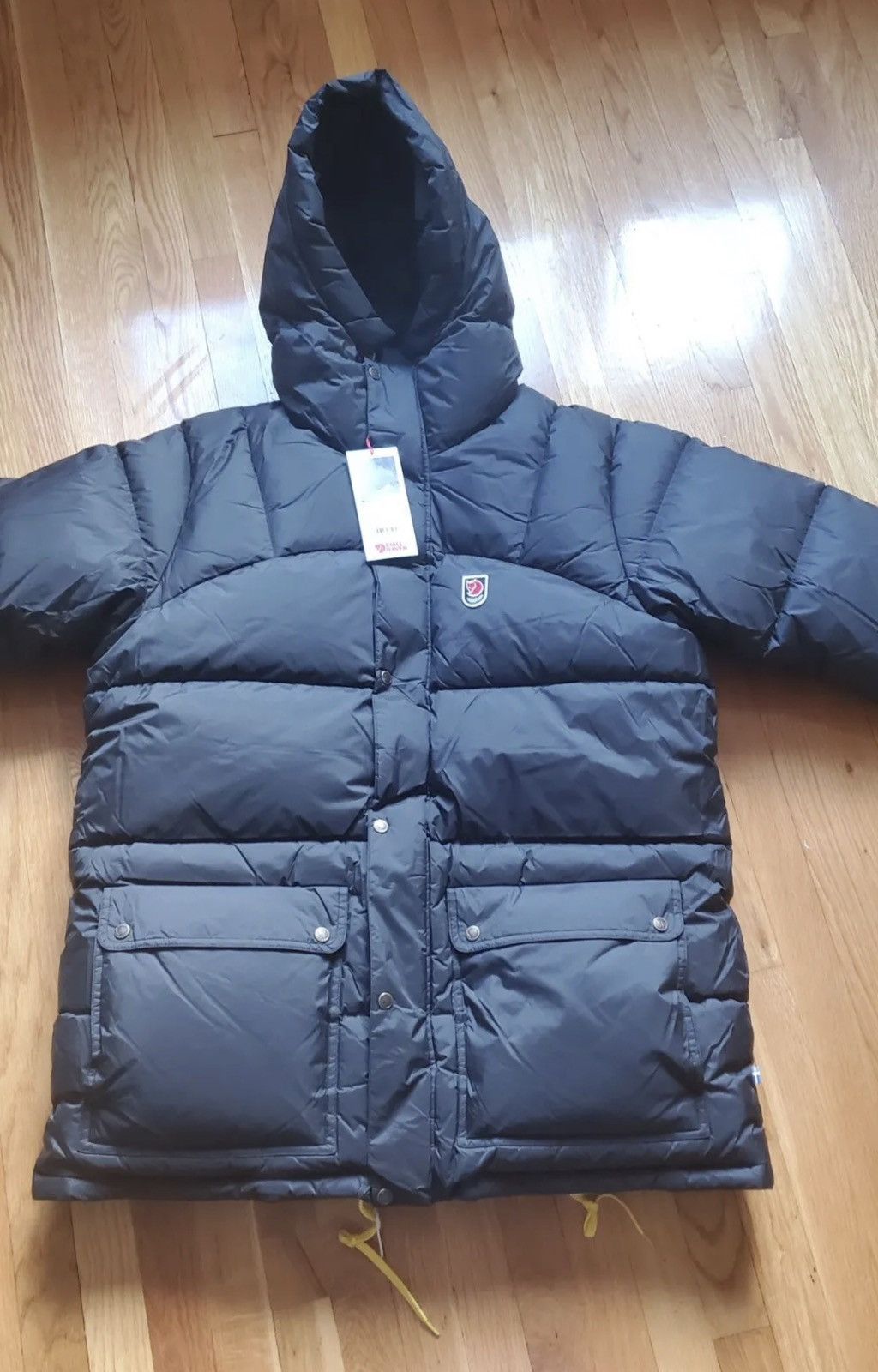 image of $750 Retail NWT Mens Fjallraven Expedition Down Jacket in Black (Size XL)