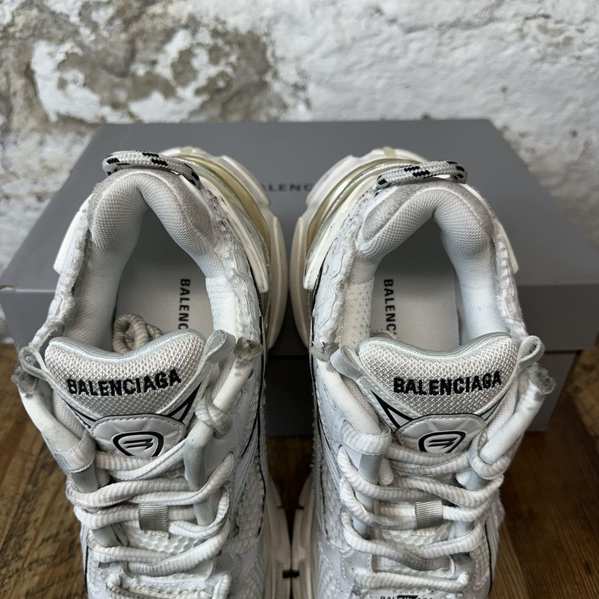Balenciaga Balenciaga Runner Triple White Sneaker Size 6.5 Size US 6.5 / EU 39-40 - 4 Thumbnail