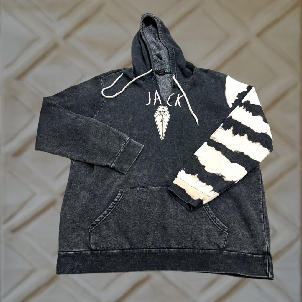Disney Disney Nightmare Before Christmas Pullover Hoodie Womens 2X Black Acid Wash Graphic Print Hooded Sweatshirt Size XXL / US 16-18 / IT 52-54 - 1 Thumbnail