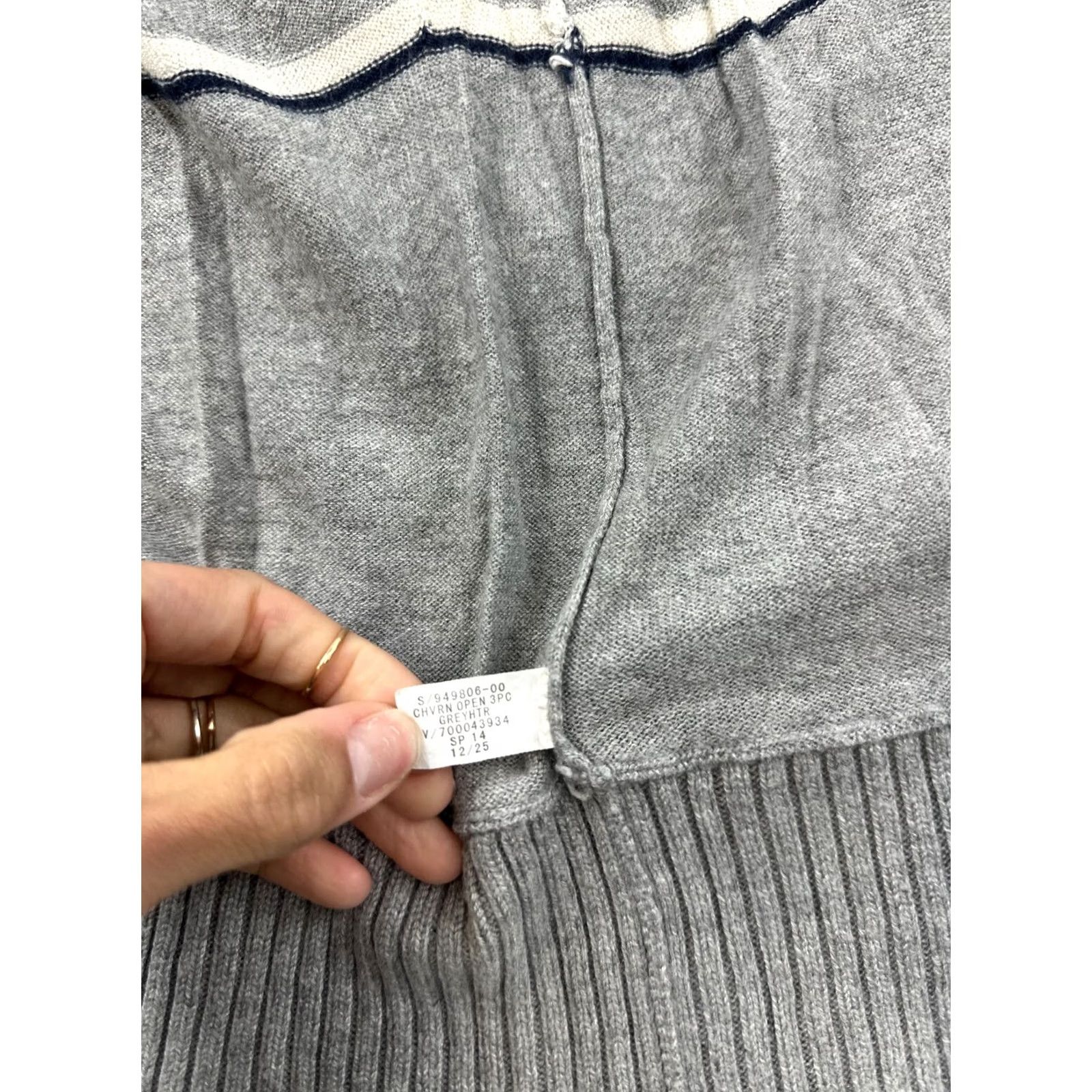 Banana Republic Banana Republic Sweater Womens M Gray Merino Wool Cardigan Open Front Size M / US 6-8 / IT 42-44 - 4 Thumbnail