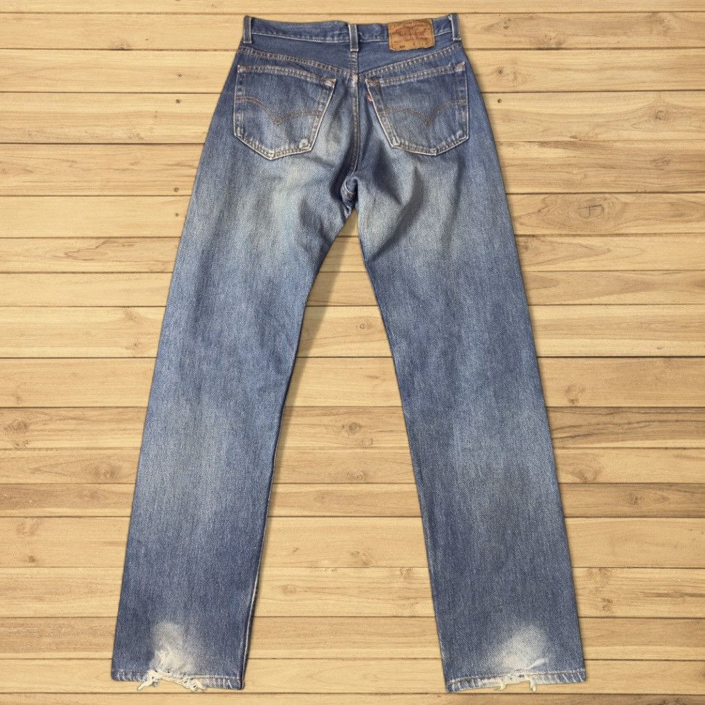 Levi's Vintage Clothing 90s Levis 501 Aging Denim Made in Usa W31 Size US 31 - 2 Thumbnail