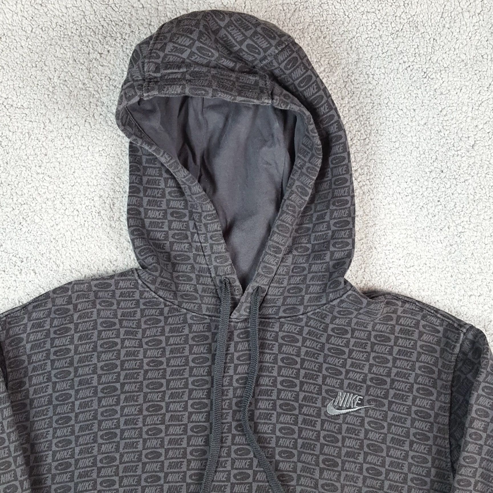 Nike VINTAGE Nike All Over Print AOP Swoosh Logo Gray Size M Pullover Sweatshirt Hoodie Crewneck Men Nike Sportswear Size US M / EU 48-50 / 2 - 2 Thumbnail