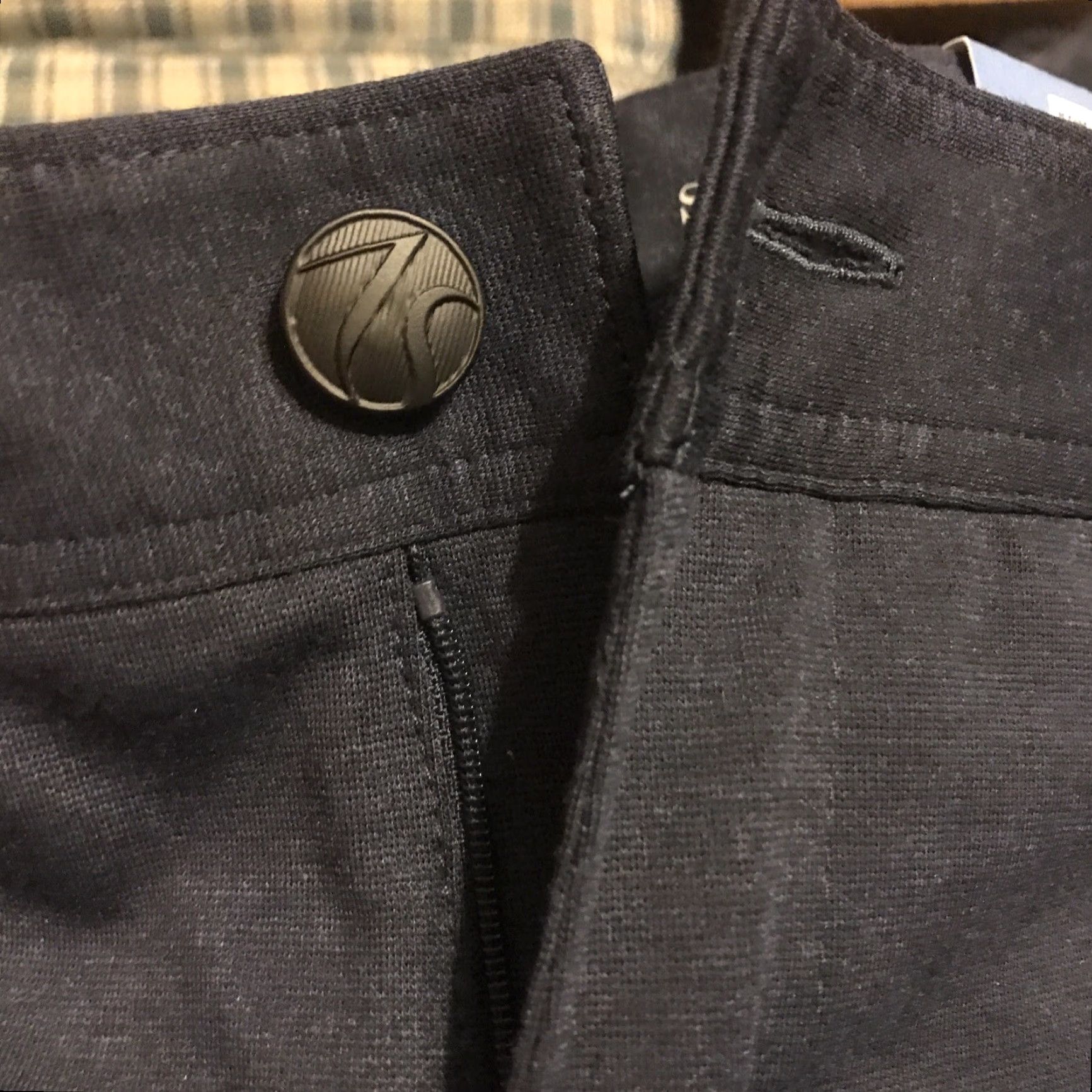 Vintage VINTAGE? Wait, this is Simply Vera Vera Wang women's ponte pants size S Heather Grey.وض Size 28" / US 6 / IT 42 - 3 Thumbnail