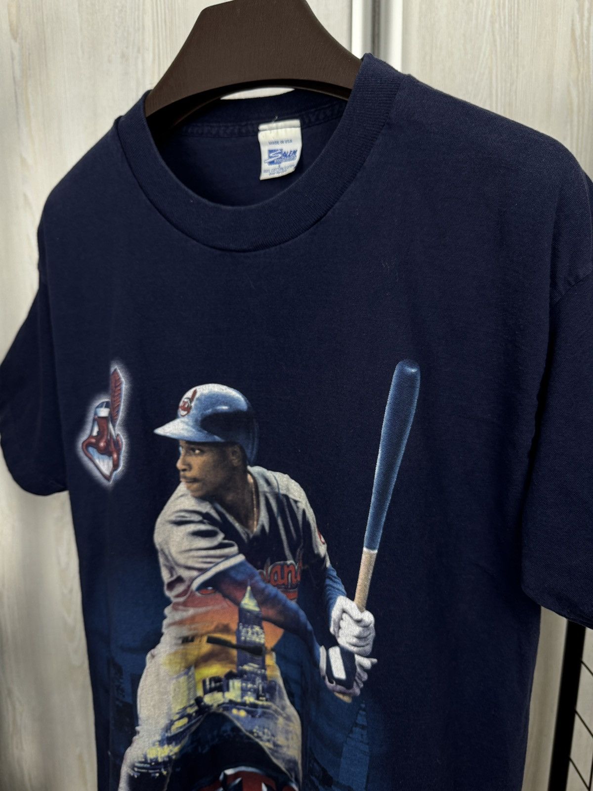 Salem Sportswear Vintage 1995 Kenny Lofton Cleveland Indians Salem USA Tee Size US L / EU 52-54 / 3 - 4 Thumbnail