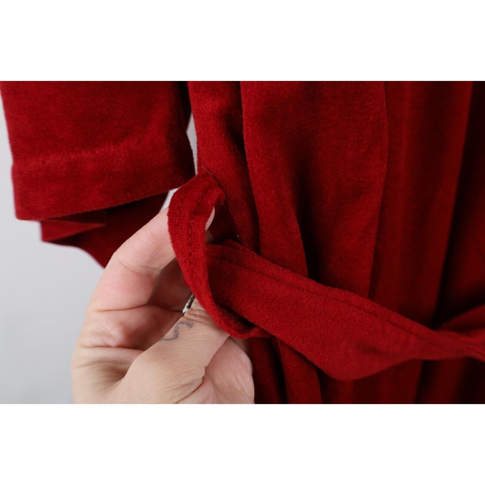Vintage Vintage 70s Streetwear aded Blank Belted Velour Bath Robe Size US L / EU 52-54 / 3 - 10 Thumbnail
