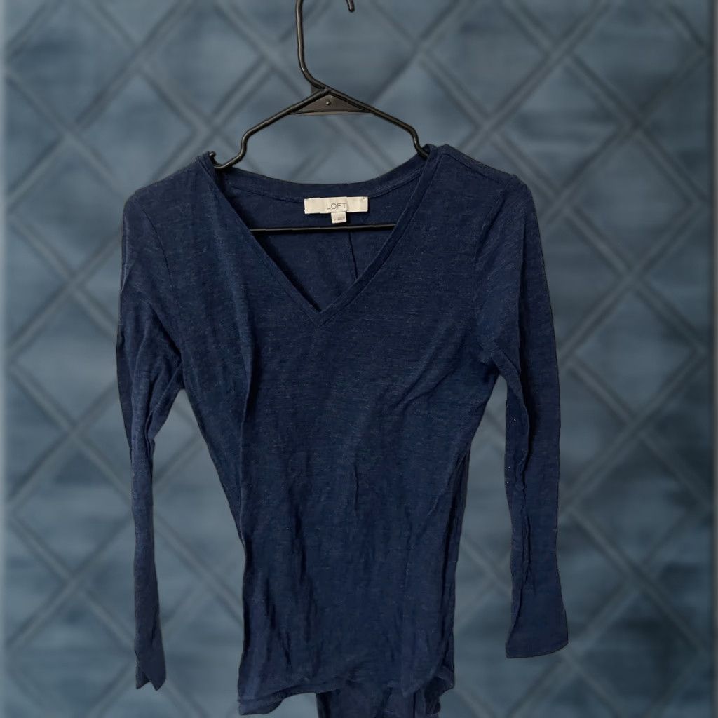 Loft VINTAGE LOFT Women Sweater Long Sleeve V-Neck T-Shirt S Light Blue Solid Casual Size S / US 4 / IT 40 - 1 Thumbnail