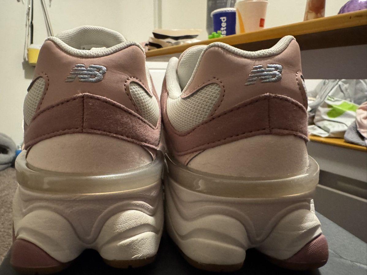New Balance 9060 New balance pink Size US 8.5 / IT 38.5 - 1 Thumbnail