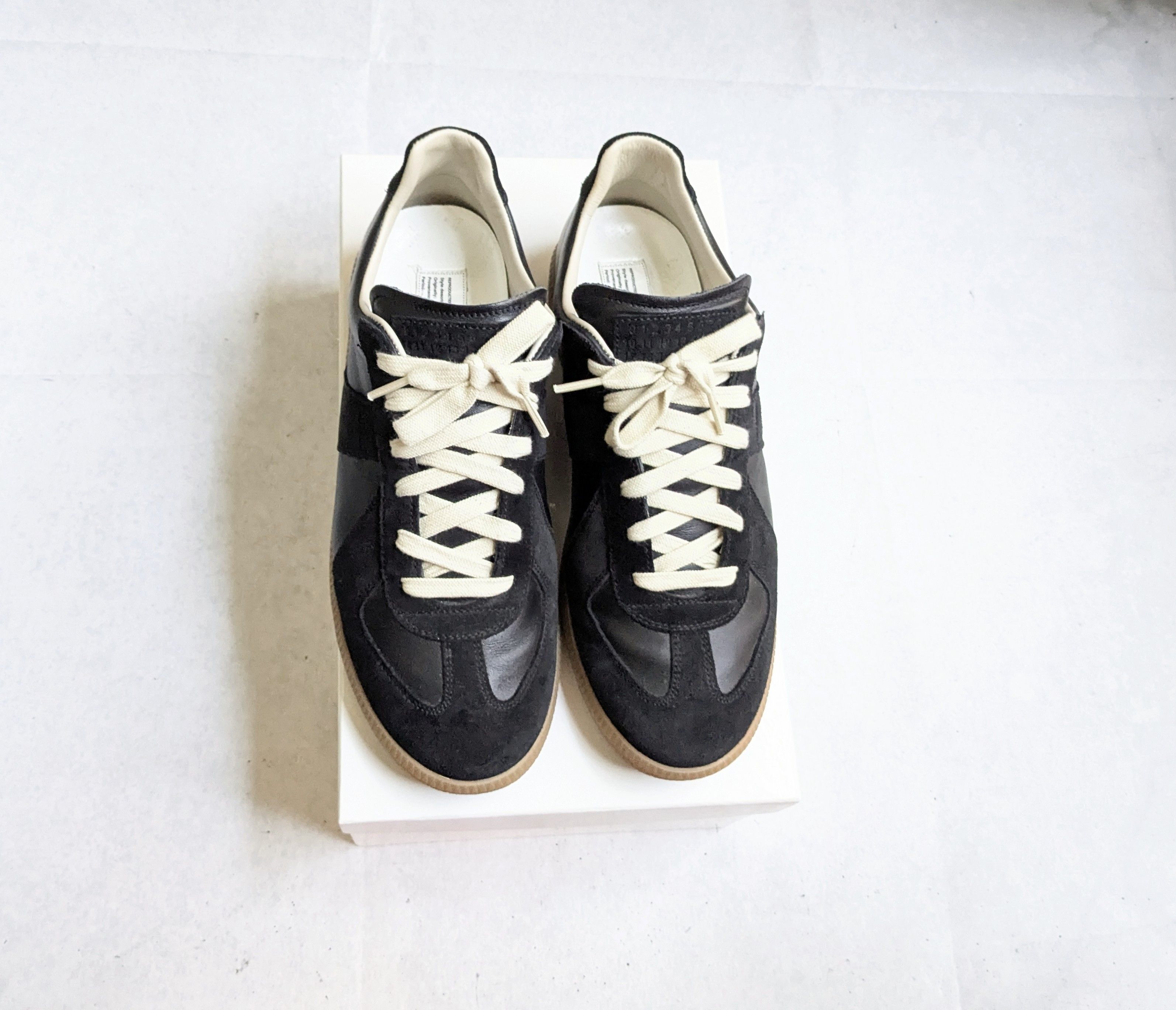 Maison Margiela Maison Margiela Replica GAT Black 9 42 Low Tops Gum Size US 9 / EU 42 - 1 Thumbnail