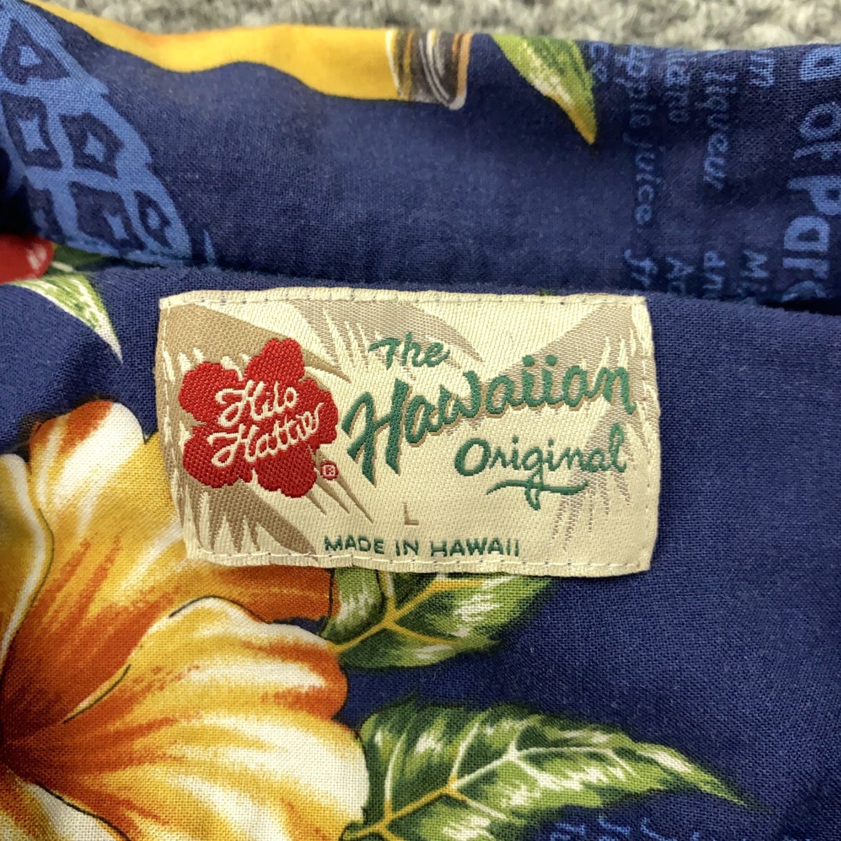 Hilo Hattie VINTAGE Hilo Hattie Hawaiian Shirt Mens Large Blue Floral Cocktail Recipe Print Aloha Hawaii Shirt Men L Short Sleeve Button-Up Cotton Size US L / EU 52-54 / 3 - 4 Thumbnail