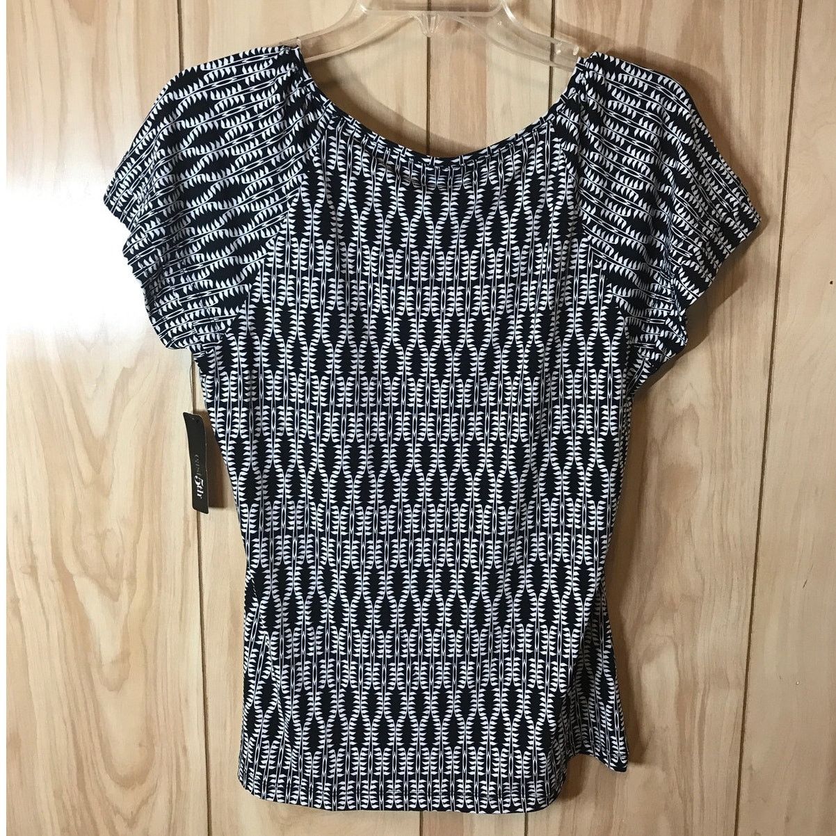Other NWT East 5th Geometric Scoop Neck Short Sleeve Blouse M Size M / US 6-8 / IT 42-44 - 2 Thumbnail