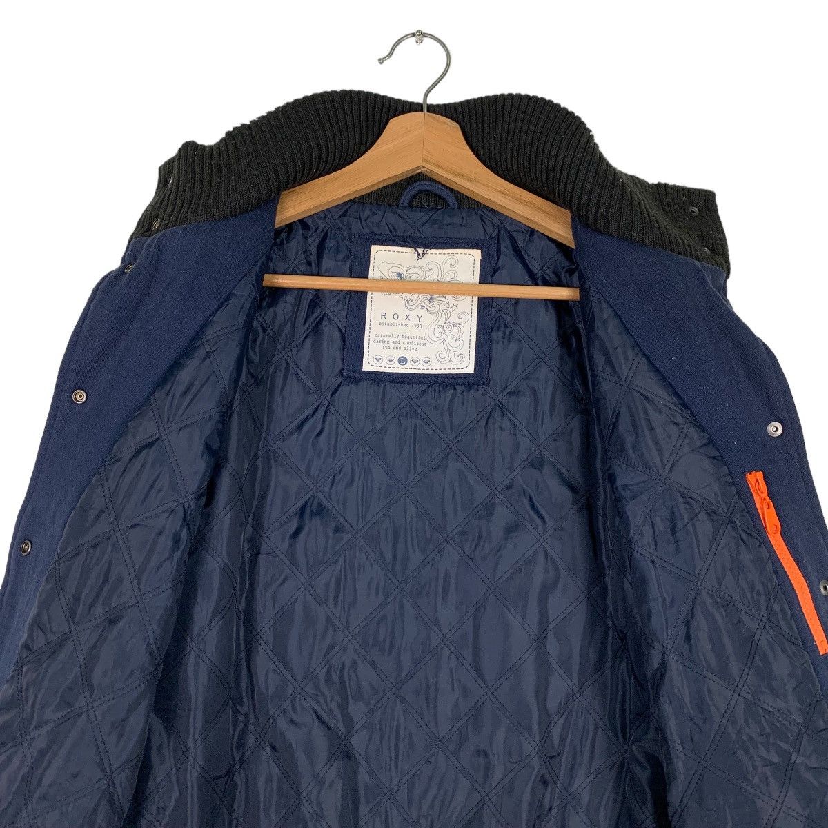 Japanese Brand California ROXY Surf Team Big Logo Varsity #0906-C40 Size US L / EU 52-54 / 3 - 12 Thumbnail