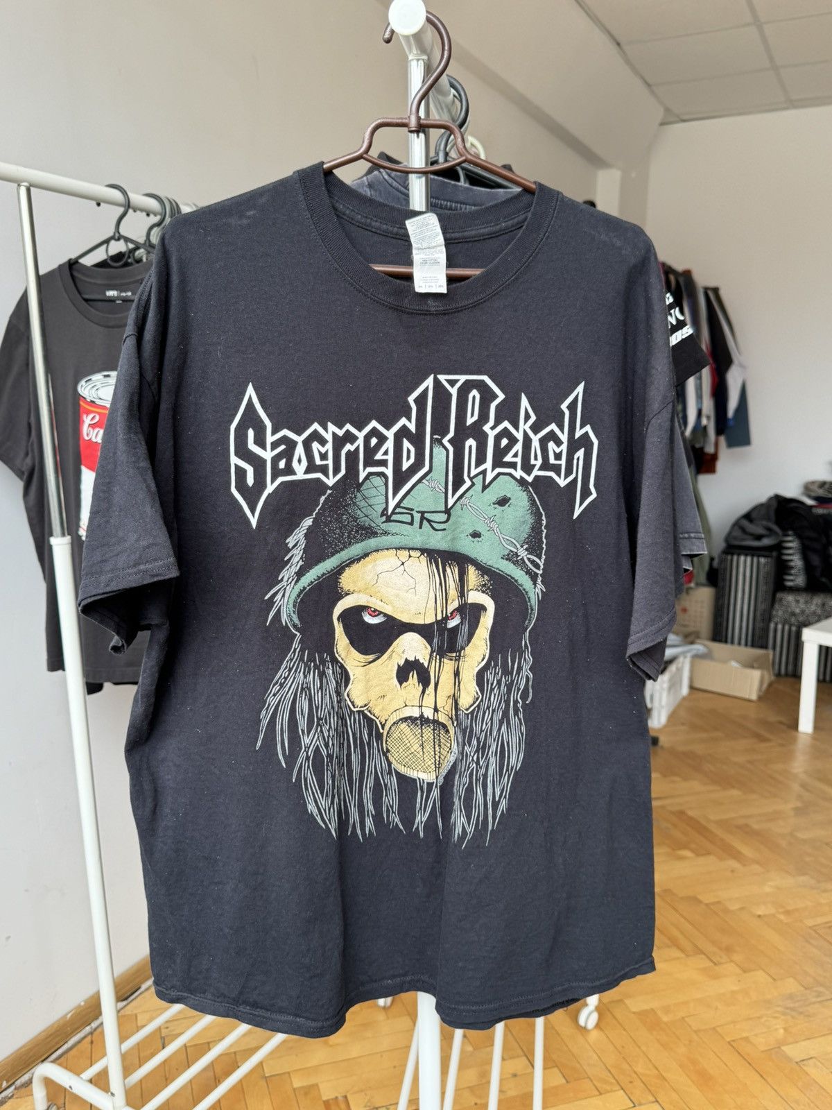 Band Tees Vintage Sacred Reich Violent Solutions T-shirt Size US XL / EU 56 / 4 - 1 Thumbnail