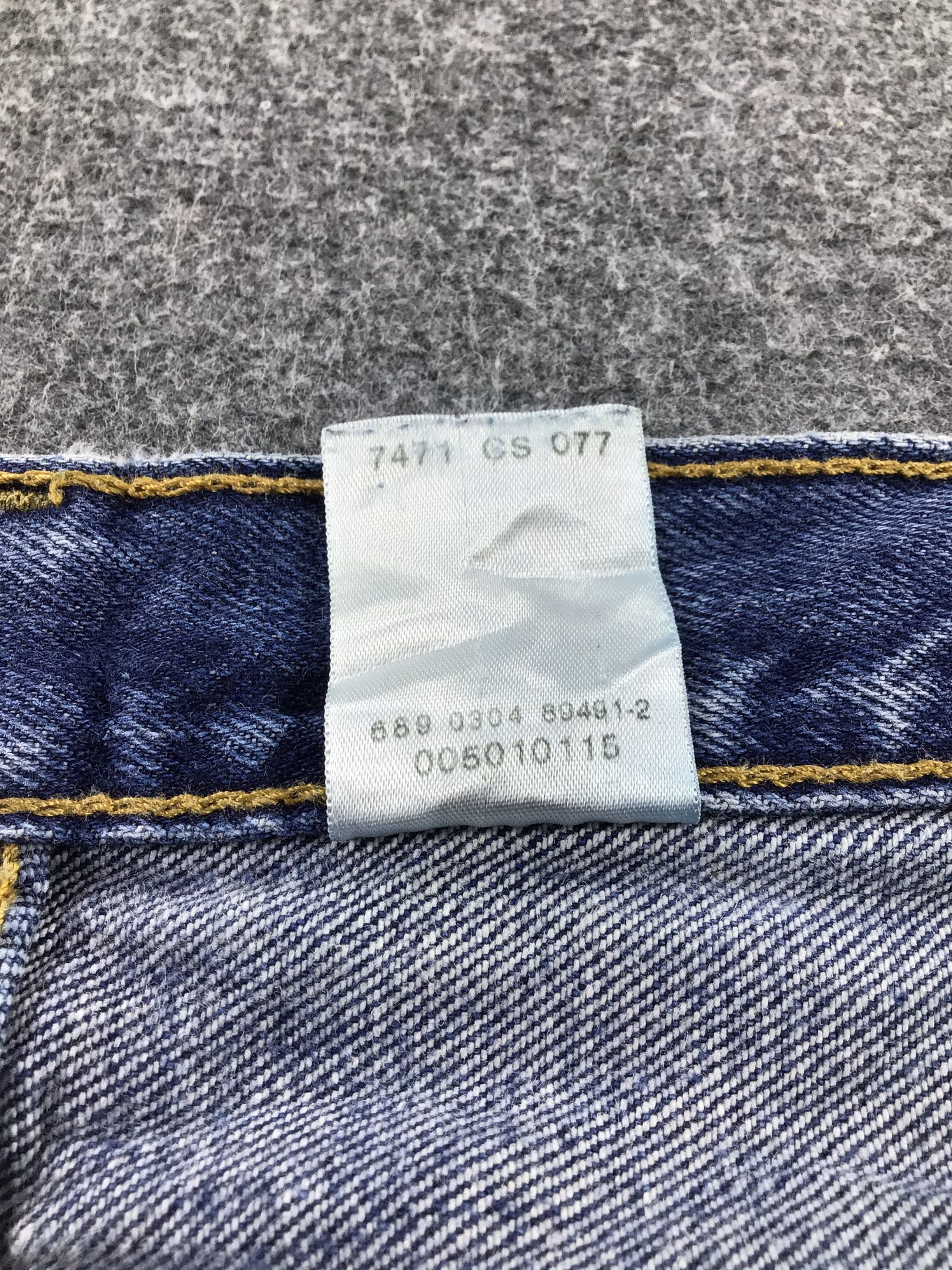 Levi's Vintage Levi's 501 Jeans Dark Wash Denim KJ177 Size US 33 - 10 Thumbnail