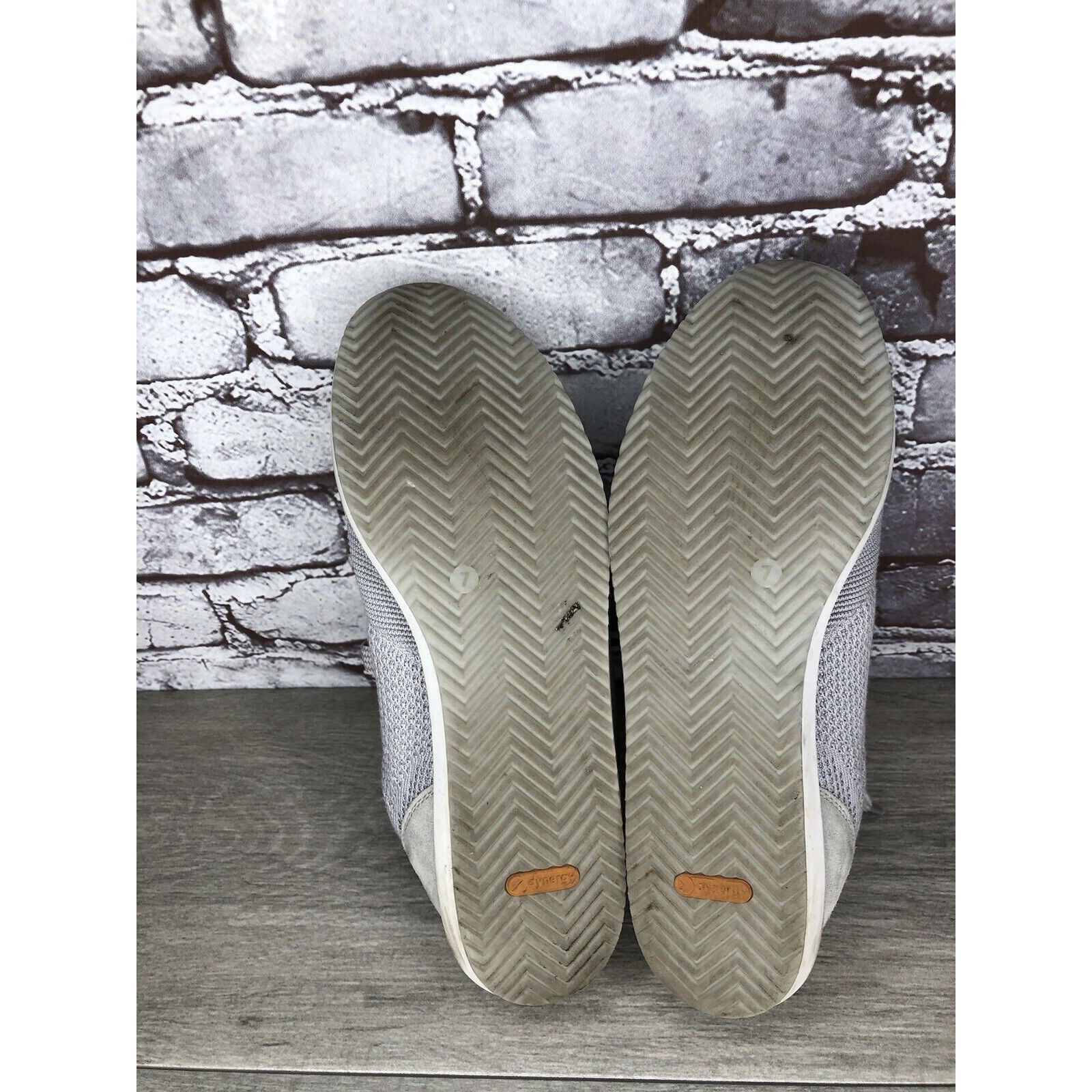 Other Ara Light Gray Knit Fabric Lace Up Casual Sneakers Women Sz Size US 9.5 / IT 39.5 - 6 Thumbnail