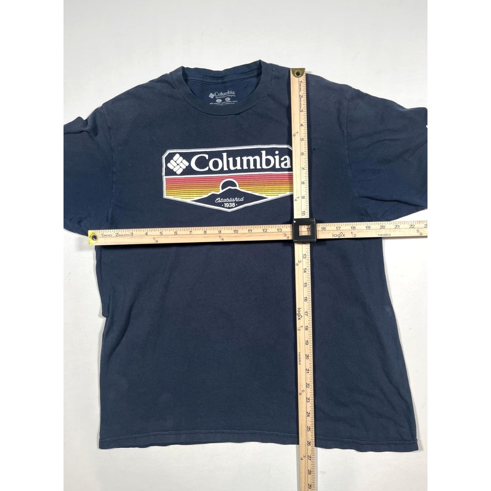 Vintage Columbia Shirt Mens Large Blue Established 1938 Logo Graphic Outdoor Hiking Tee Size US L / EU 52-54 / 3 - 7 Thumbnail