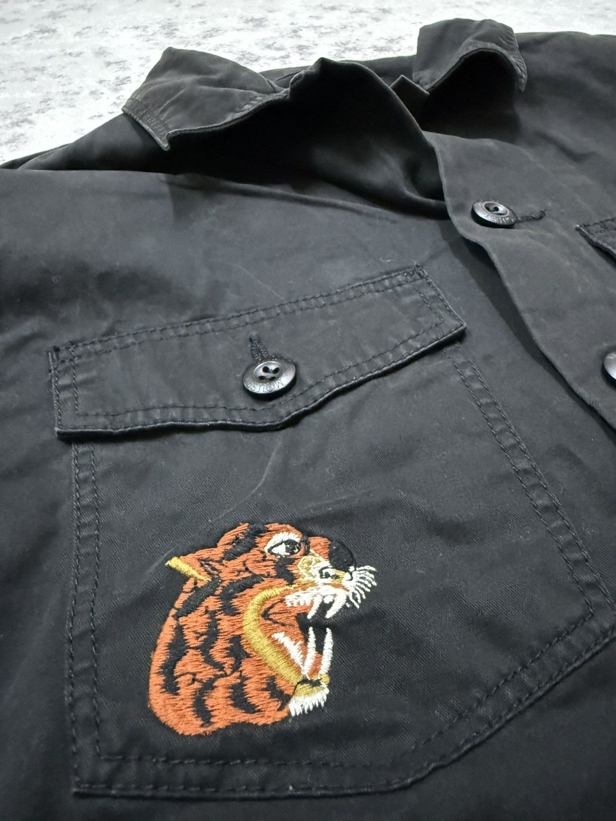 MOUSSY Moussy shirt jacket mixed material with tiger embroidered Size S / US 4 / IT 40 - 13 Thumbnail