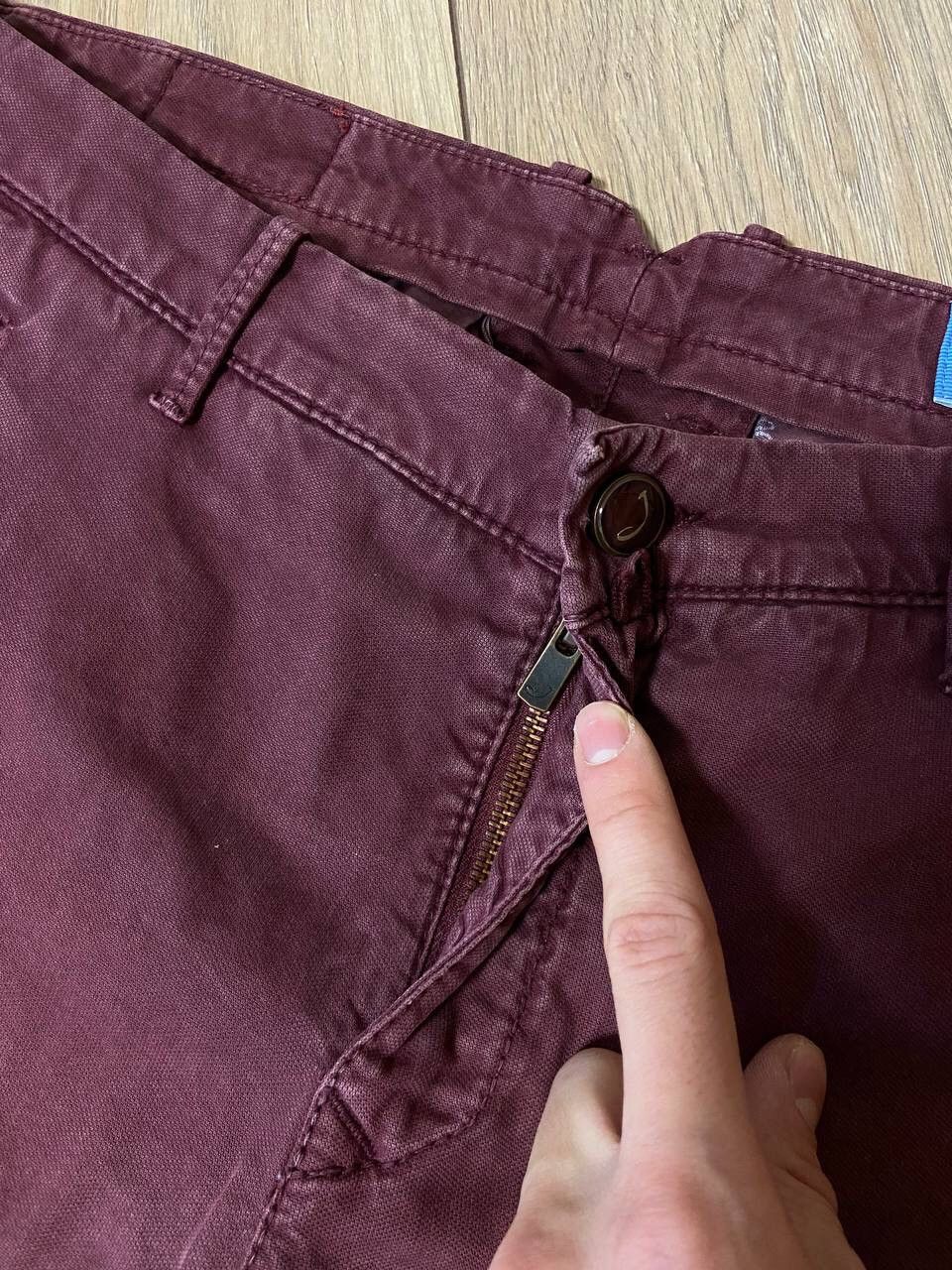 Jacob Cohen Jacob Cohen Light Washed Burgundy Bobby Model Pants Size US 35 - 18 Thumbnail