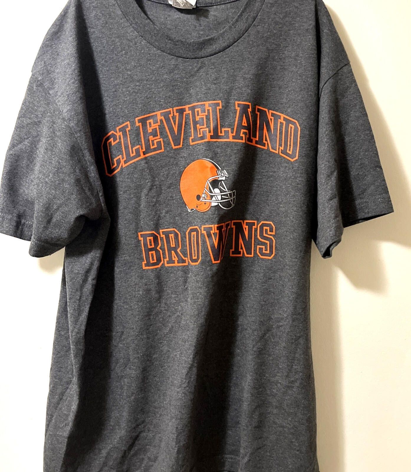 Other Large Men's NFL Cleveland Brown Short Sleeve Tee Grey Size ONE SIZE - 1 Thumbnail