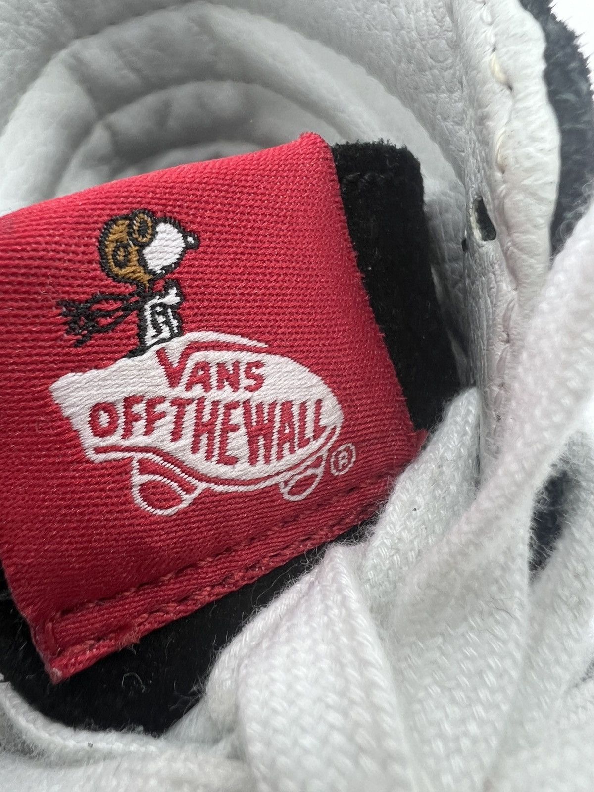 Peanuts × Vans Sk8-Hi Re-Issue Peanuts Snoopy Bones Size US 10 / EU 43 - 6 Thumbnail