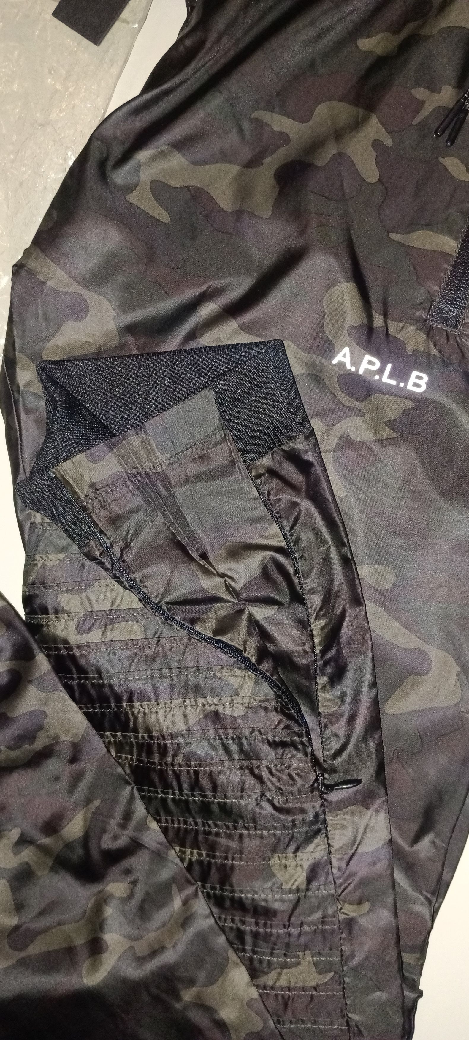 Alpha Industries jogger carra camo nylon small Size US 29 - 6 Thumbnail