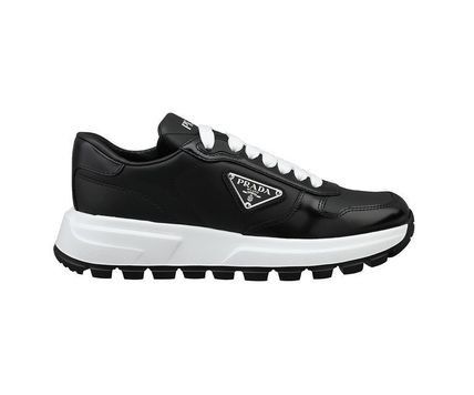 Prada o1srvl11e0624 Sneakers in Black Size US 8 / EU 41 - 1 Thumbnail