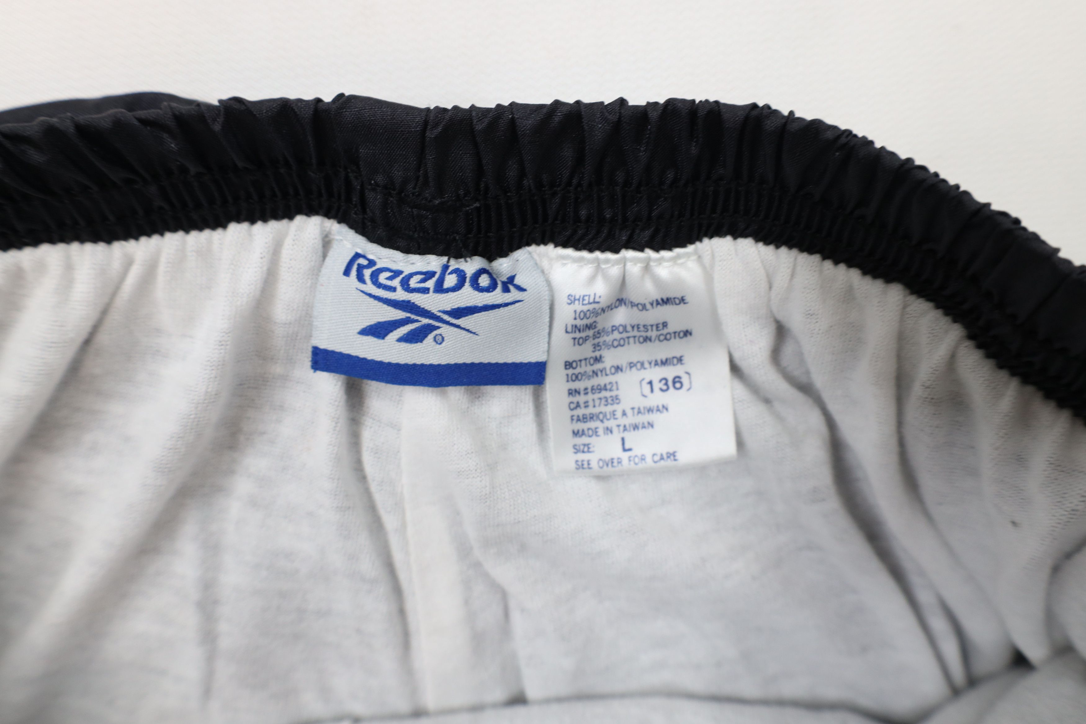 Reebok × Vintage Vintage 90s Reebok Logo Lined Nylon Windbreaker Pants Black Size US 36 / EU 52 - 8 Thumbnail