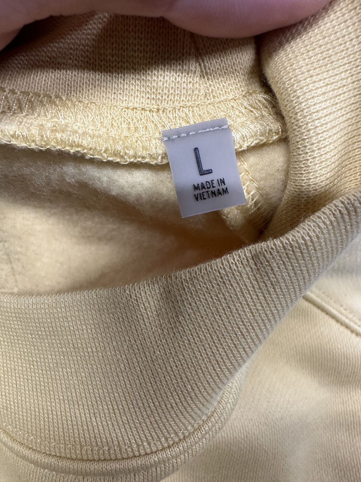 Fear of God Fear of God Essentials Crewneck Sweatshirt Light Tuscan Size US L / EU 52-54 / 3 - 2 Thumbnail