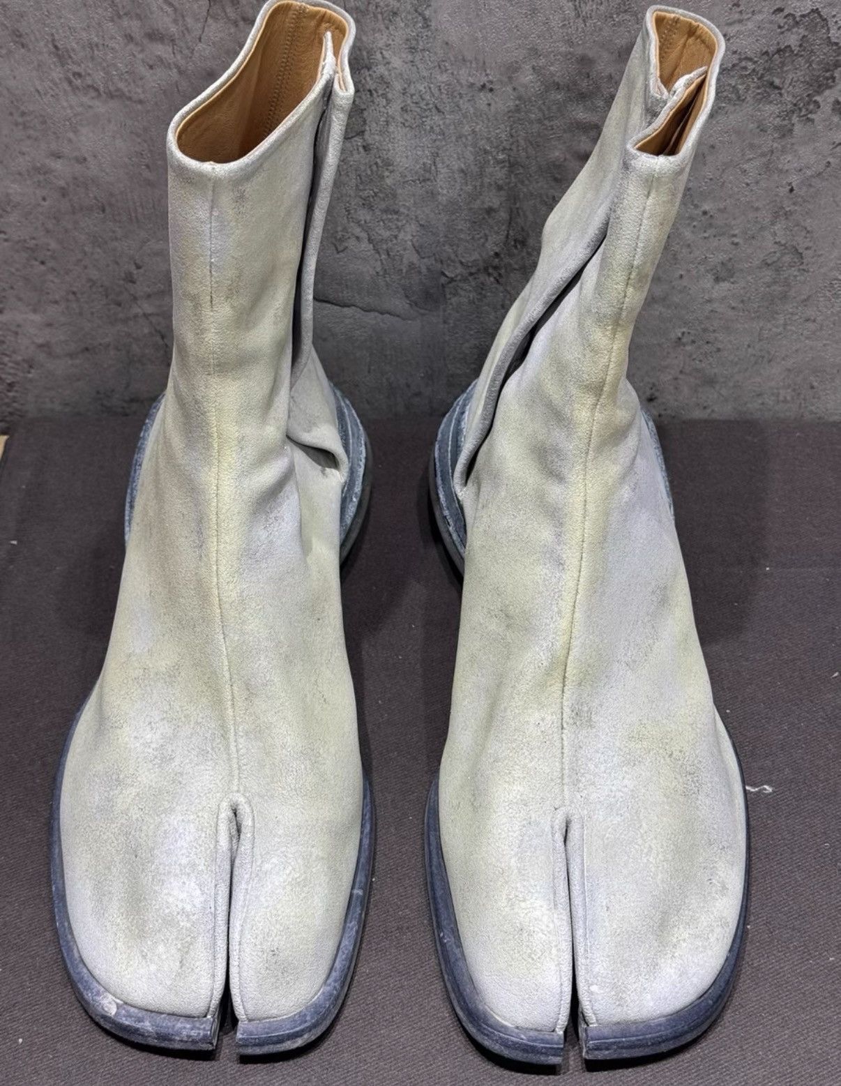 Maison Margiela Maison Margiela White Painted Air Bag Cushion Tabi Boots K37 Size US 11 / EU 44 - 2 Thumbnail