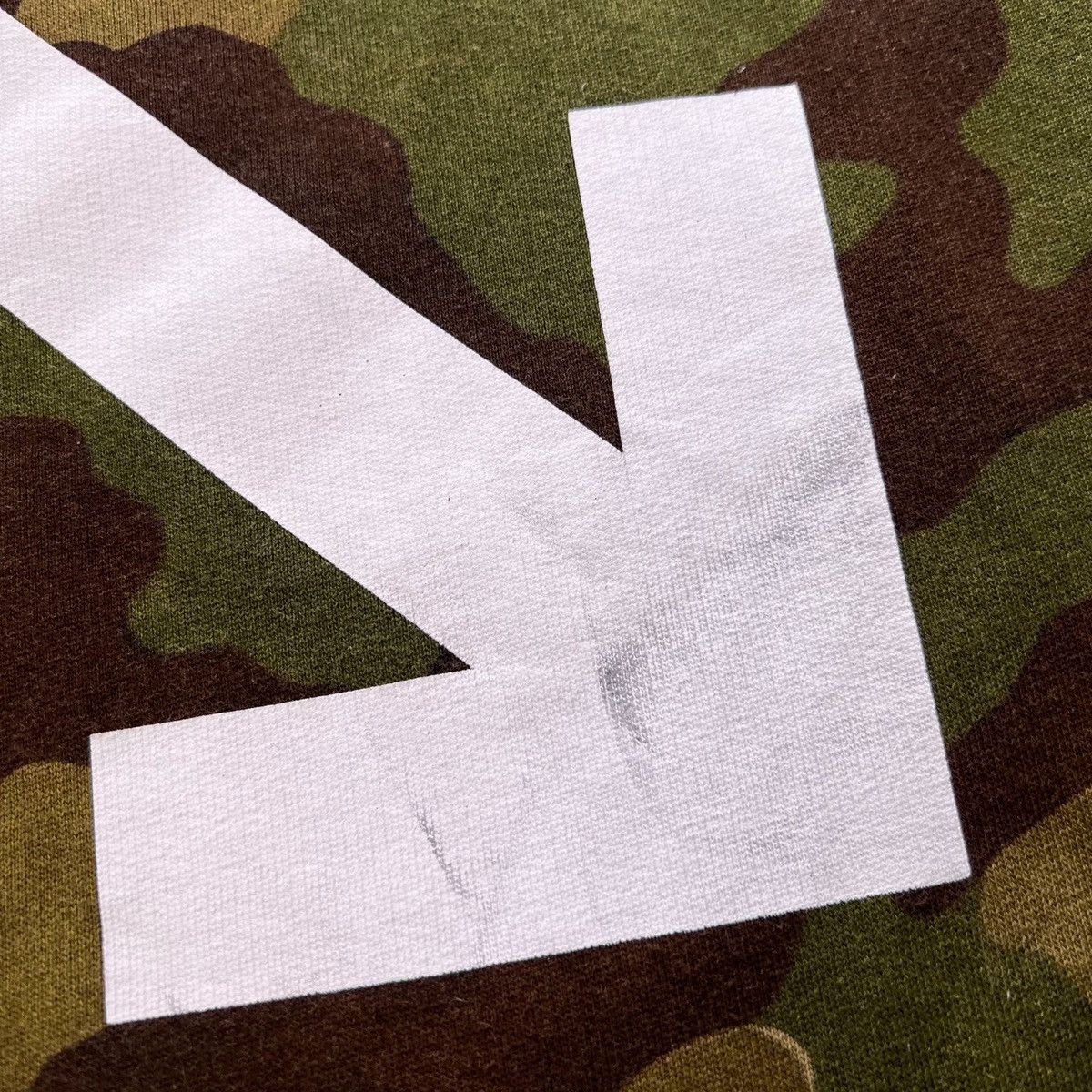 Off-White Off-White Camo Arrows Sweatshirt Size US L / EU 52-54 / 3 - 4 Thumbnail