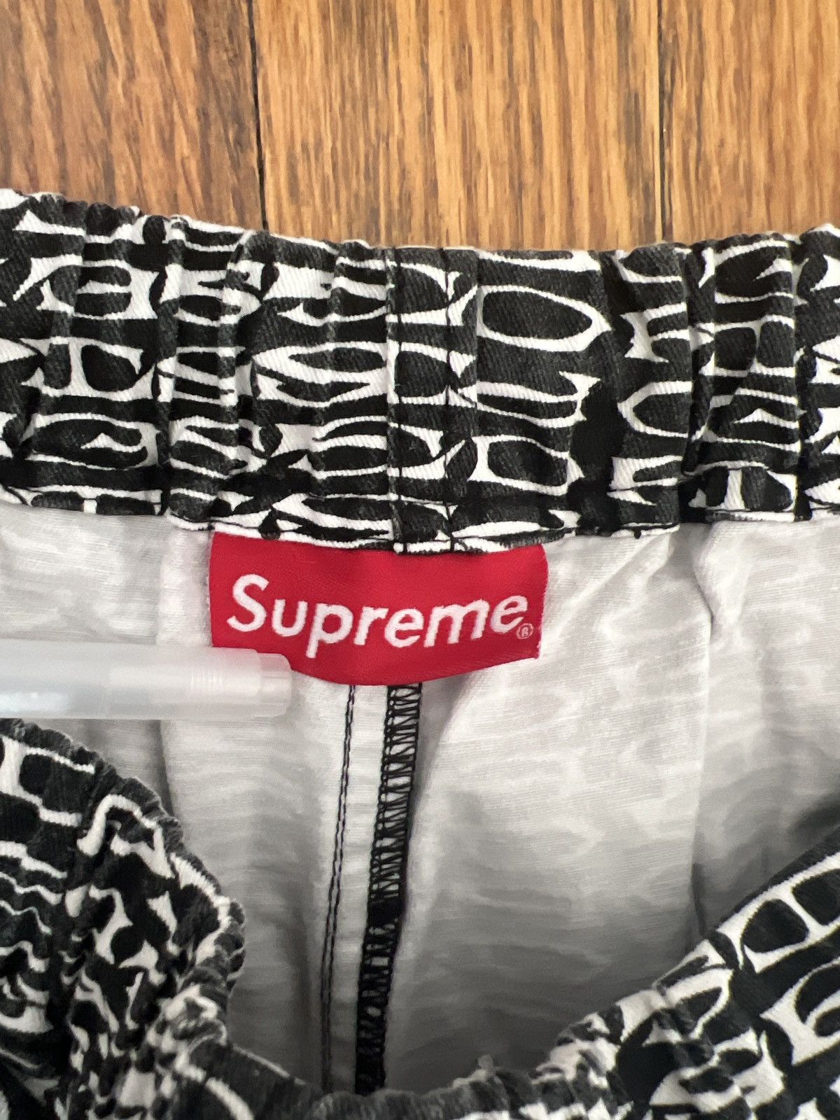 Supreme Supreme “Pissed” Shorts Size US 30 / EU 46 - 3 Thumbnail